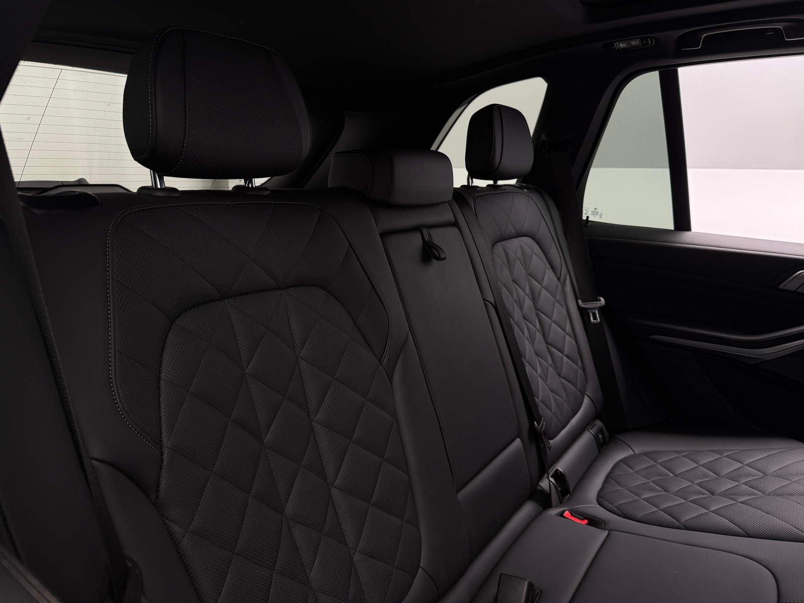 Thumbnail: 2026 BMW X5 - 5