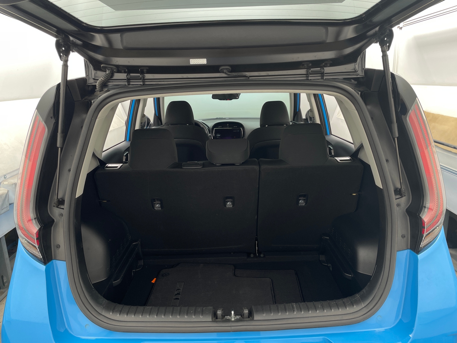 Thumbnail: 2023 Kia Soul - 7