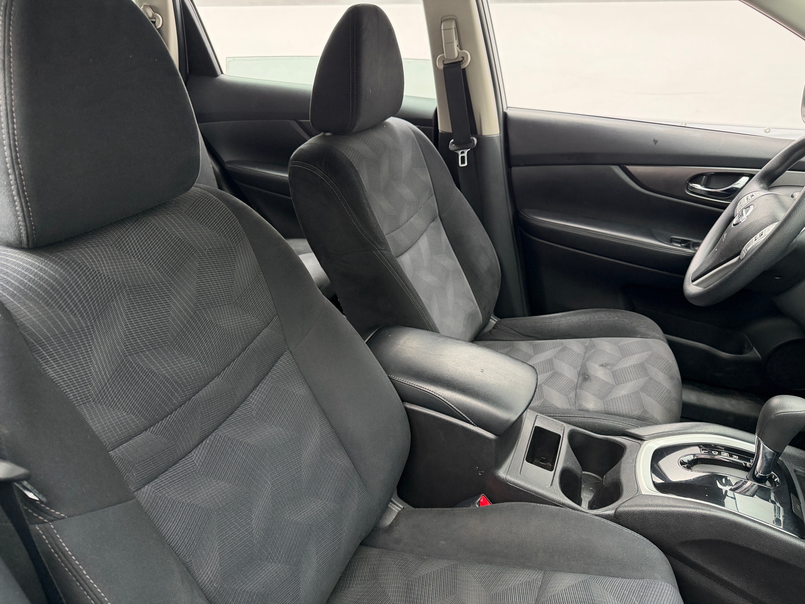 Thumbnail: 2014 Nissan Rogue - 2