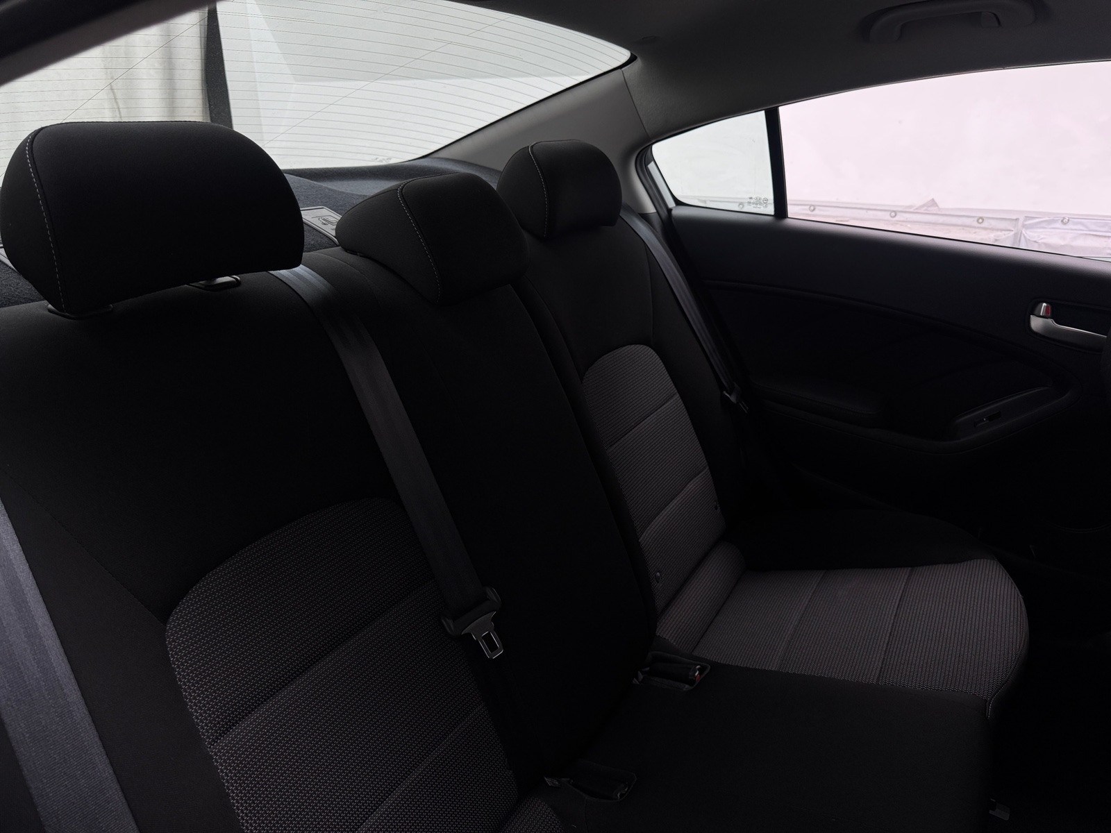 Thumbnail: 2017 Kia Forte - 6
