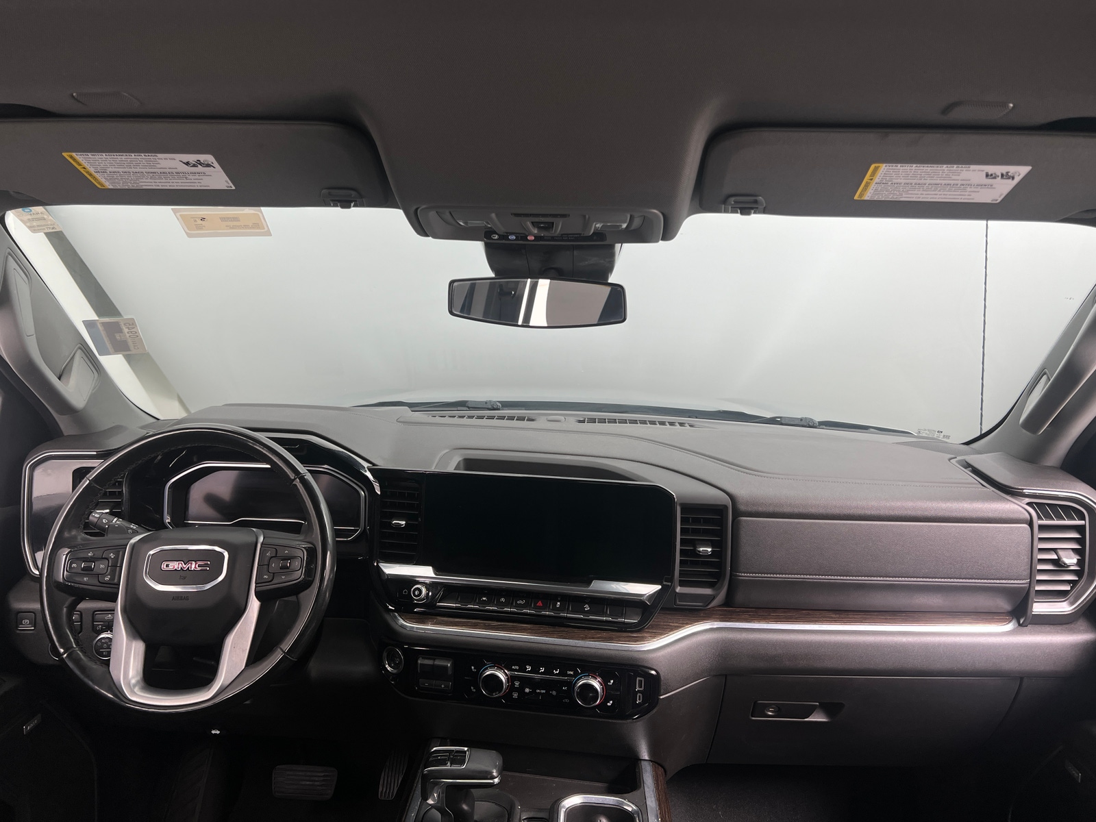 Thumbnail: 2023 GMC Sierra 1500 - 3