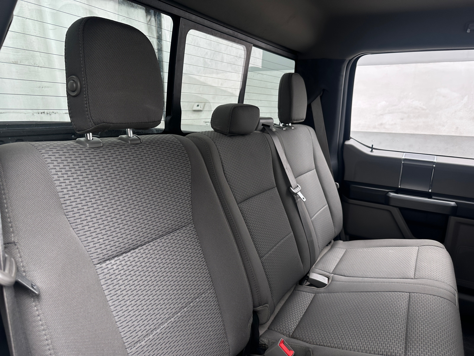 Thumbnail: 2018 Ford Econoline - 6