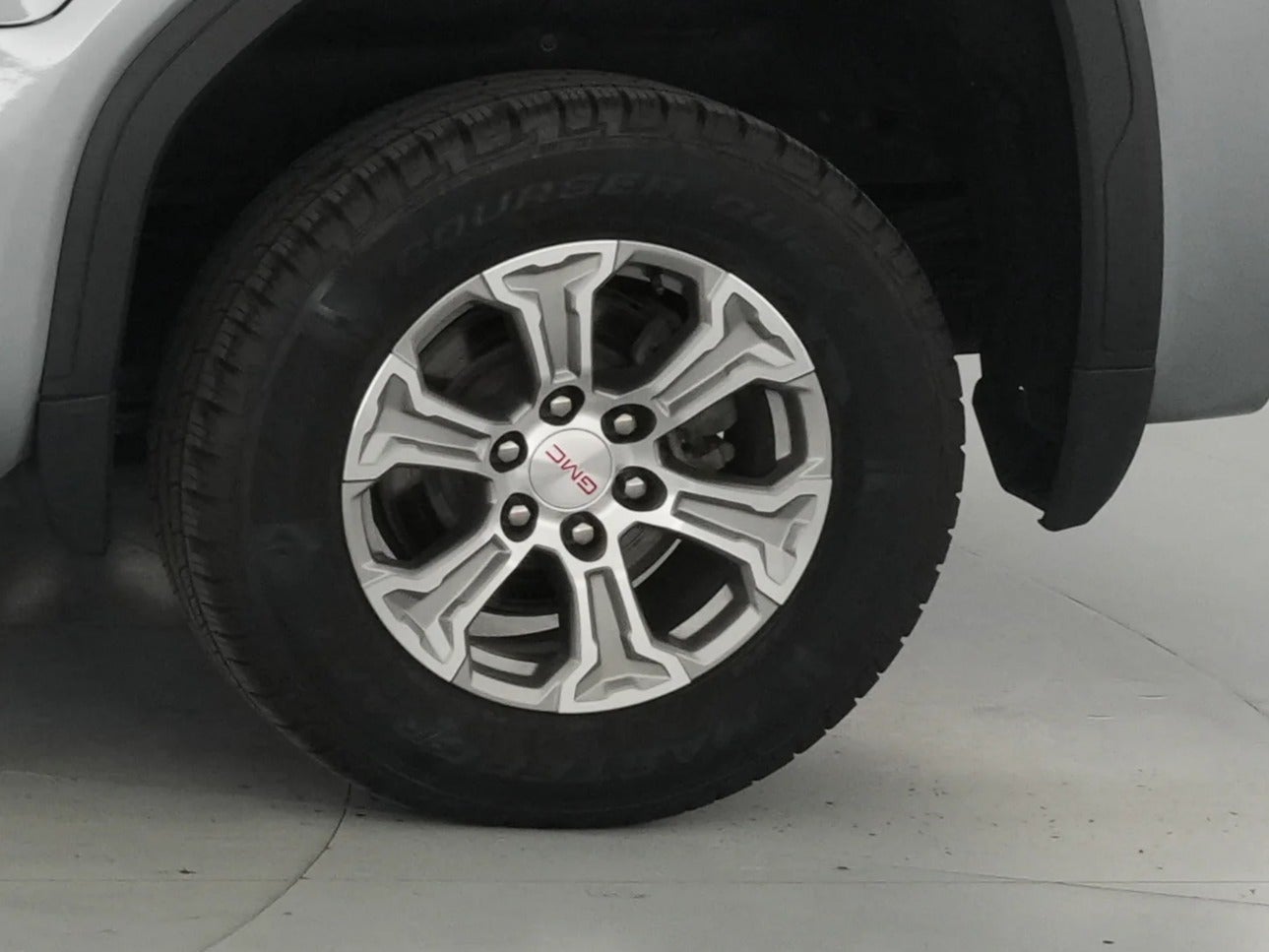 2024 GMC Sierra 1500 SLT - Photo 22