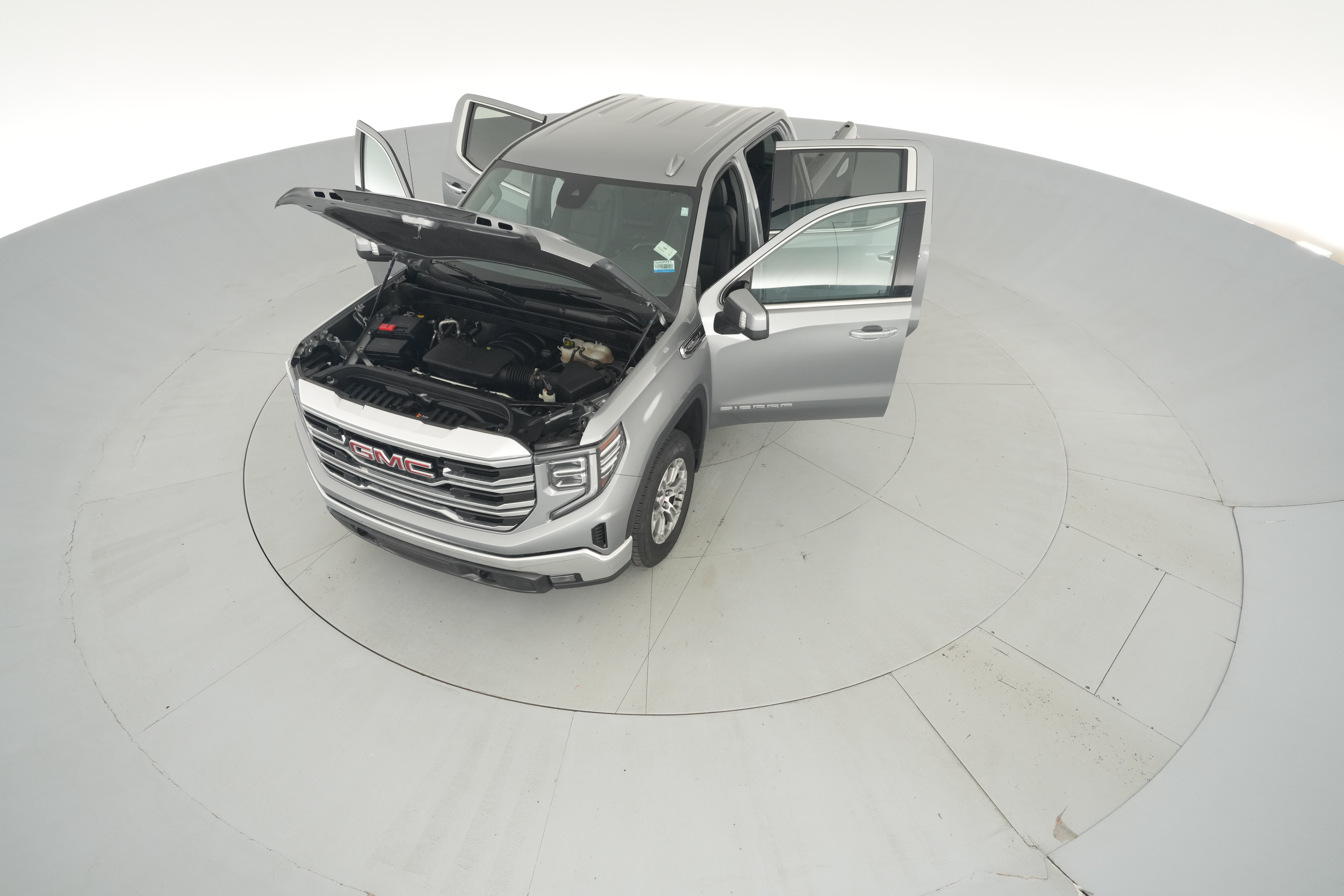 2024 GMC Sierra 1500 SLT - Photo 46
