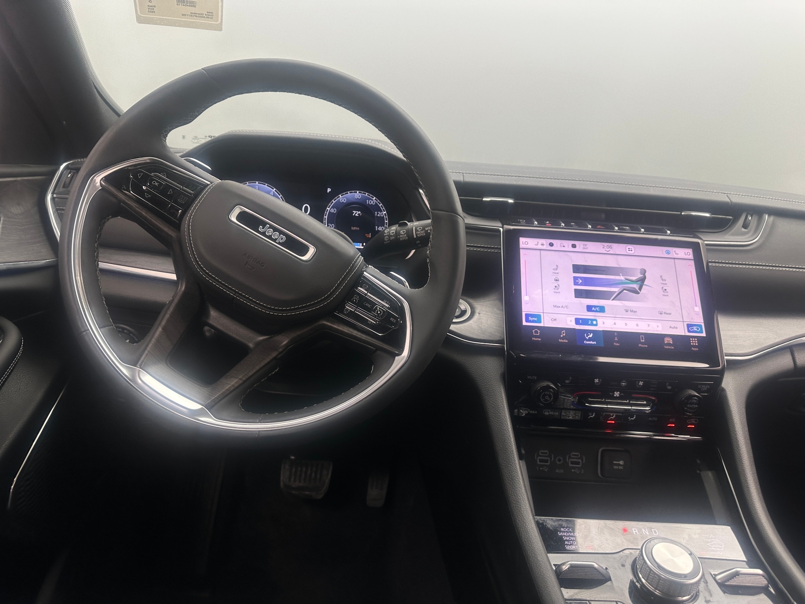 Thumbnail: 2023 Jeep Grand Cherokee - 4