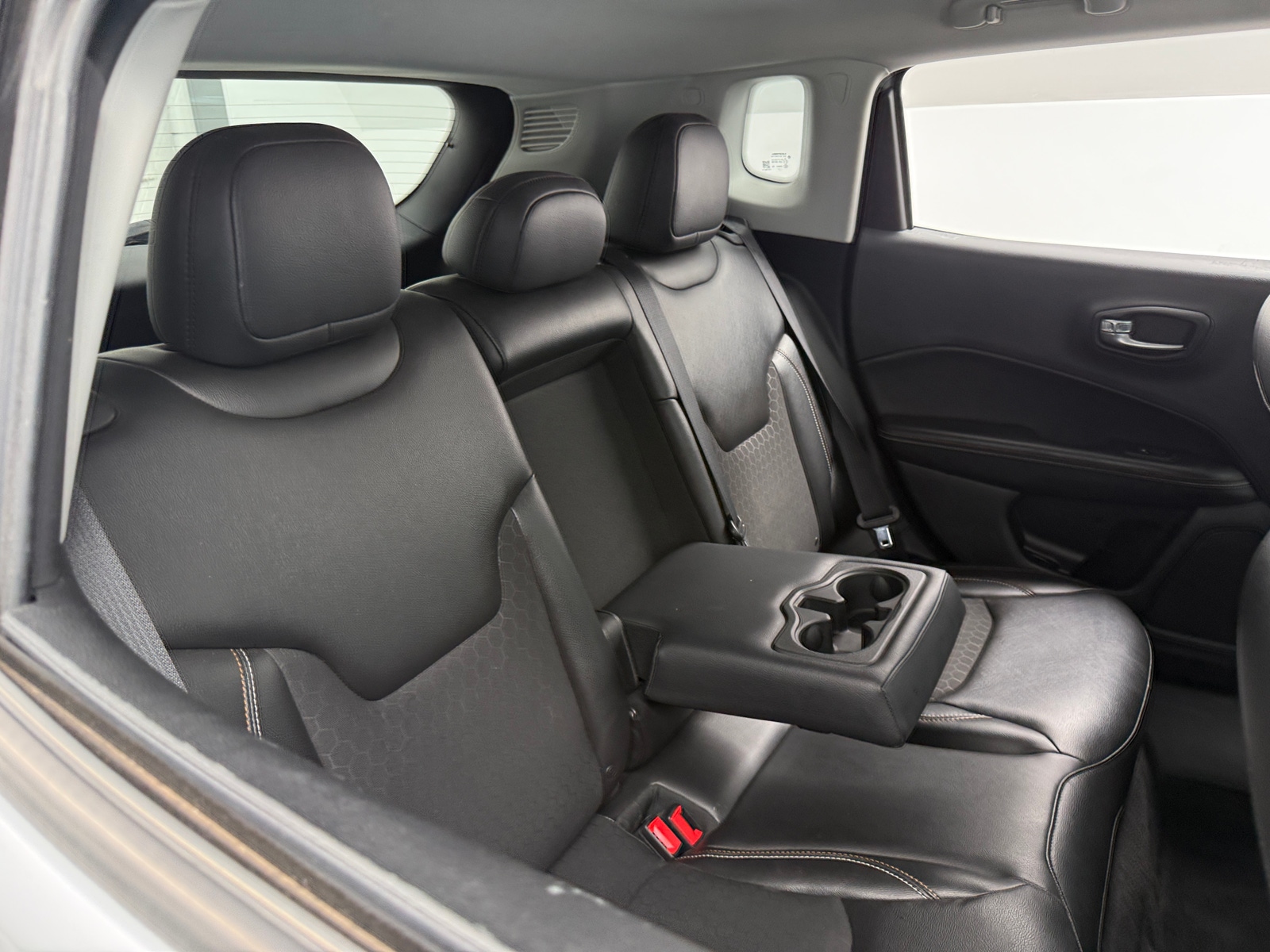 Thumbnail: 2018 Jeep Compass - 6