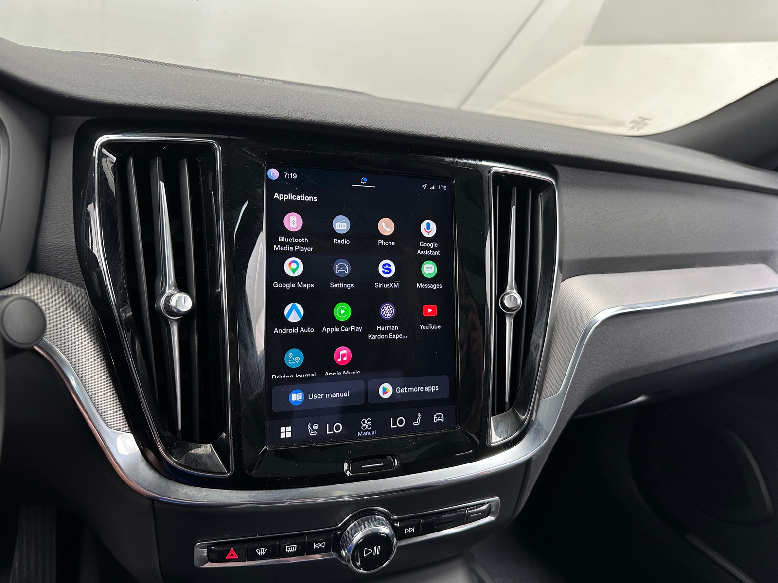 Thumbnail: 2024 Volvo S60 - 3