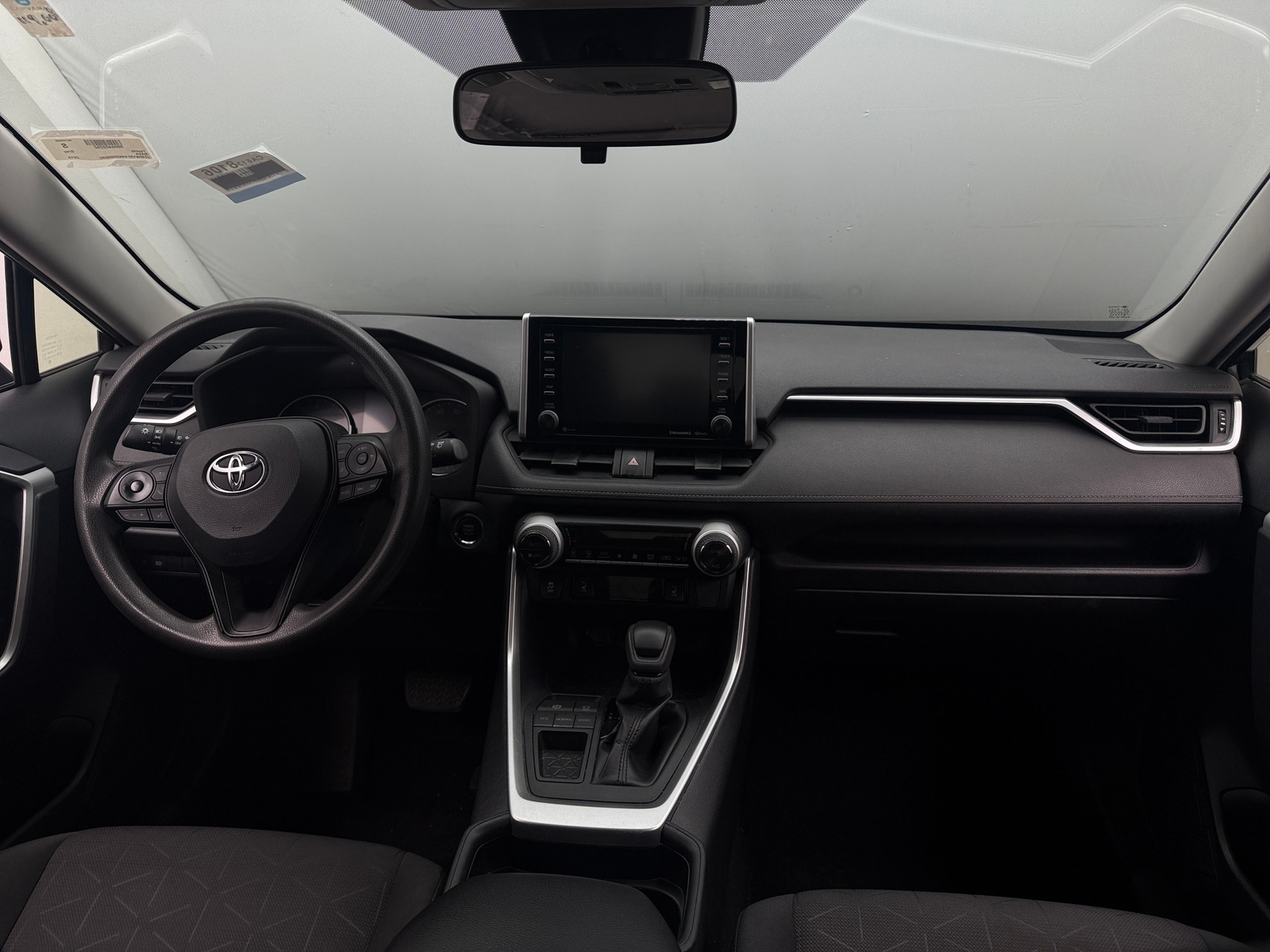 Thumbnail: 2019 Toyota RAV4 - 3