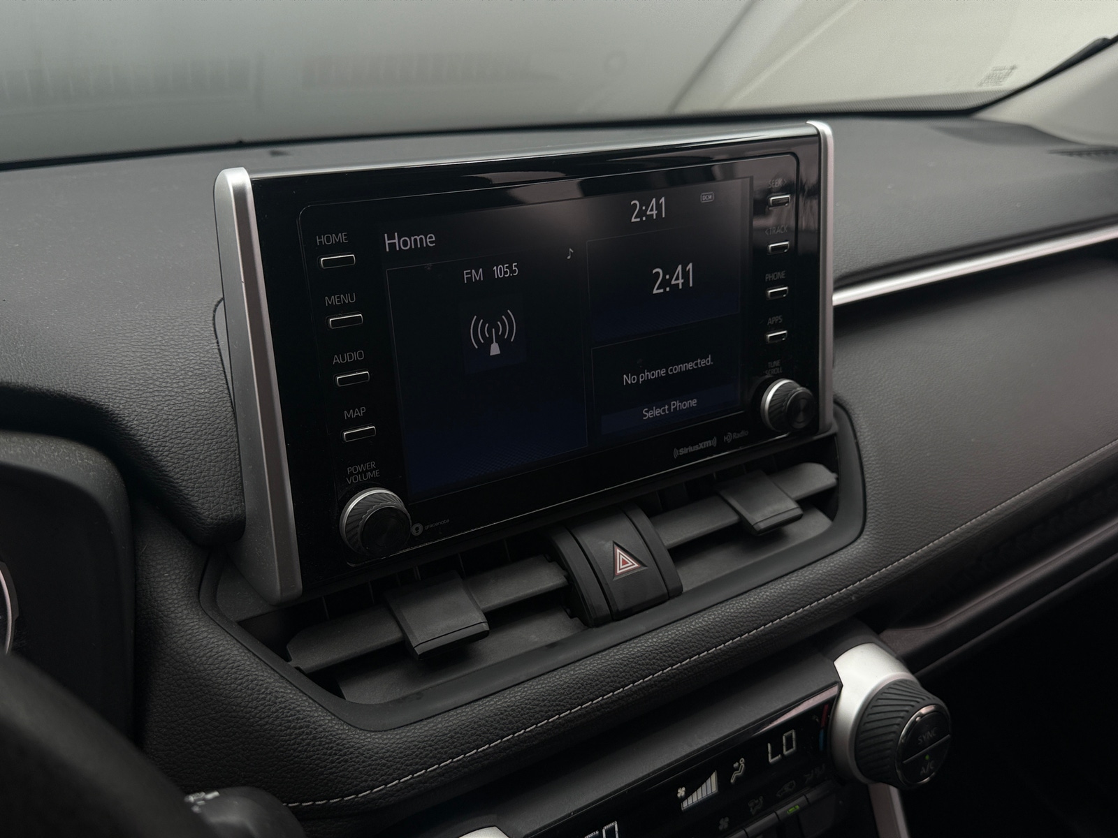 Thumbnail: 2019 Toyota RAV4 - 4
