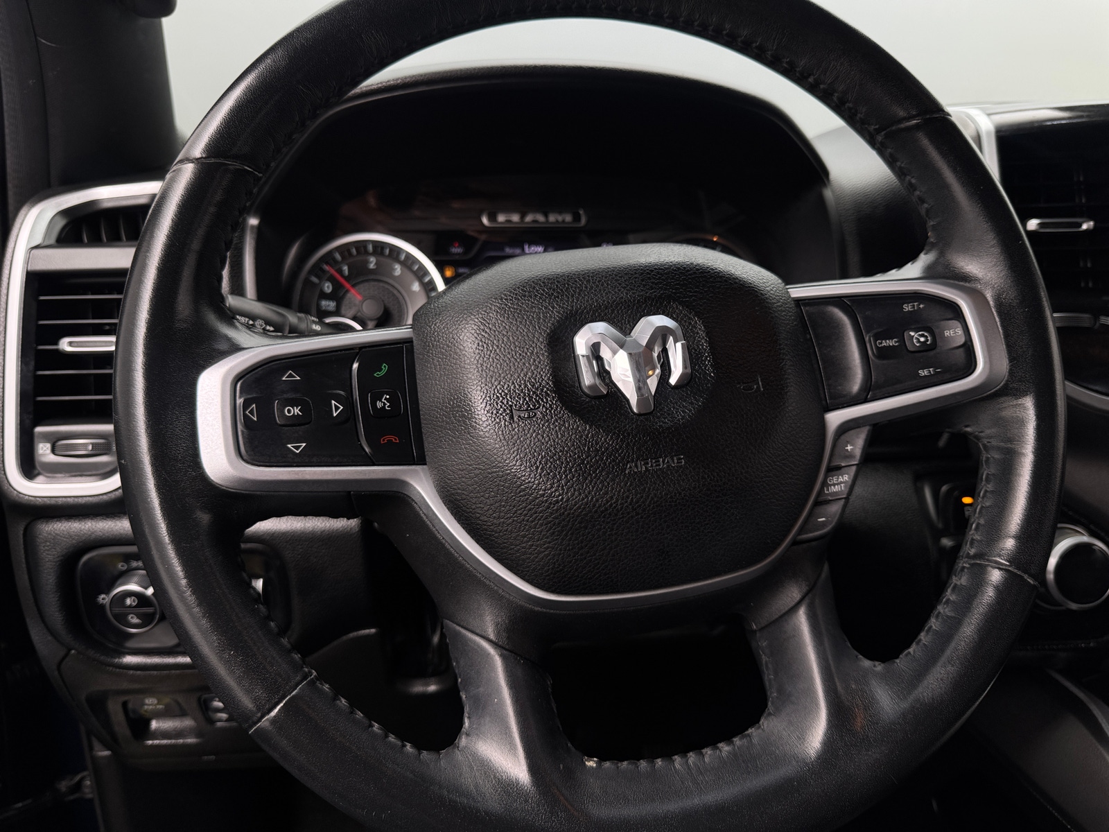 Thumbnail: 2022 RAM 1500 - 5