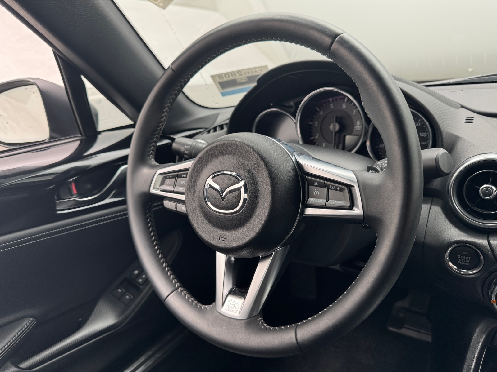 Thumbnail: 2023 Mazda MX-5 Miata - 4
