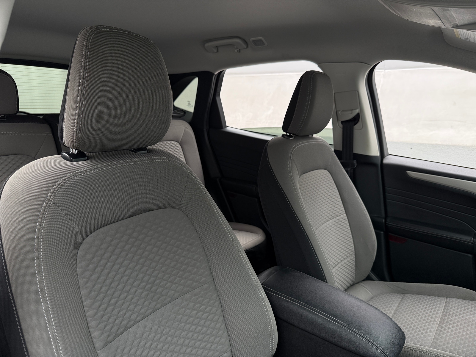Thumbnail: 2021 Ford Escape - 2