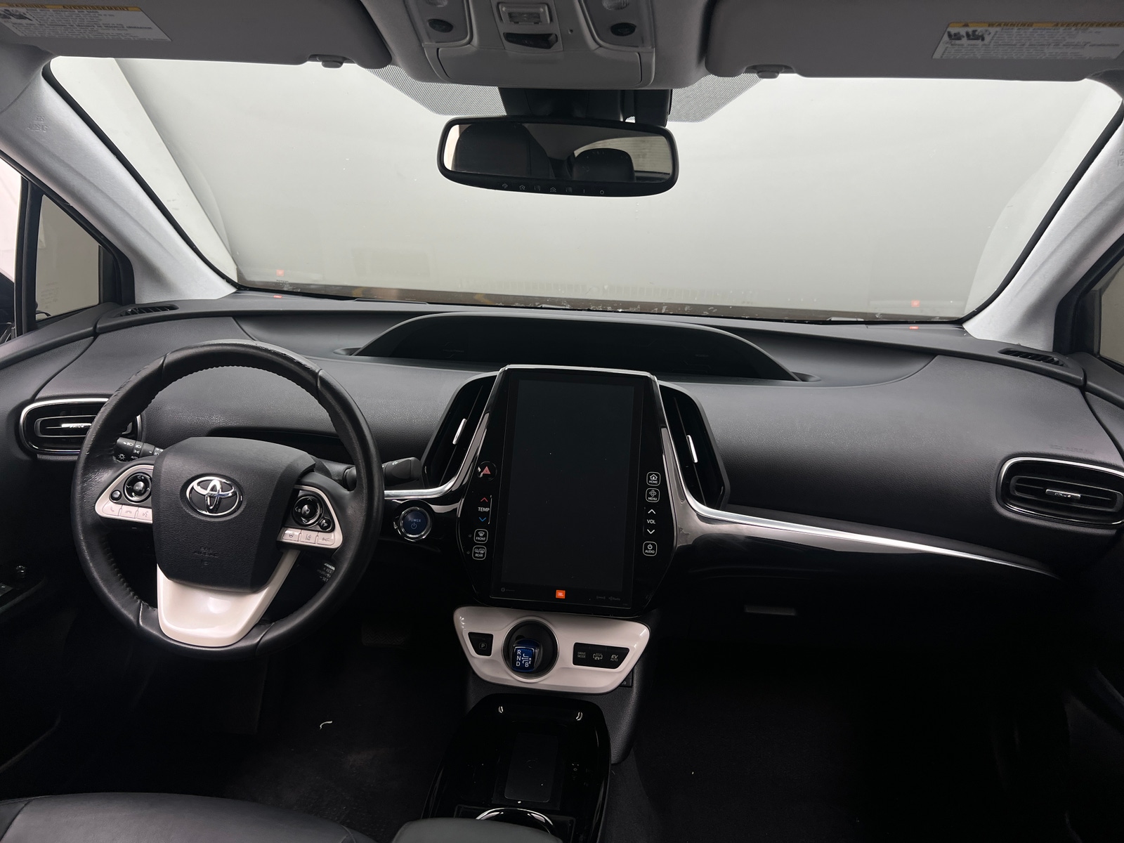 Thumbnail: 2017 Toyota Prius Prime - 3