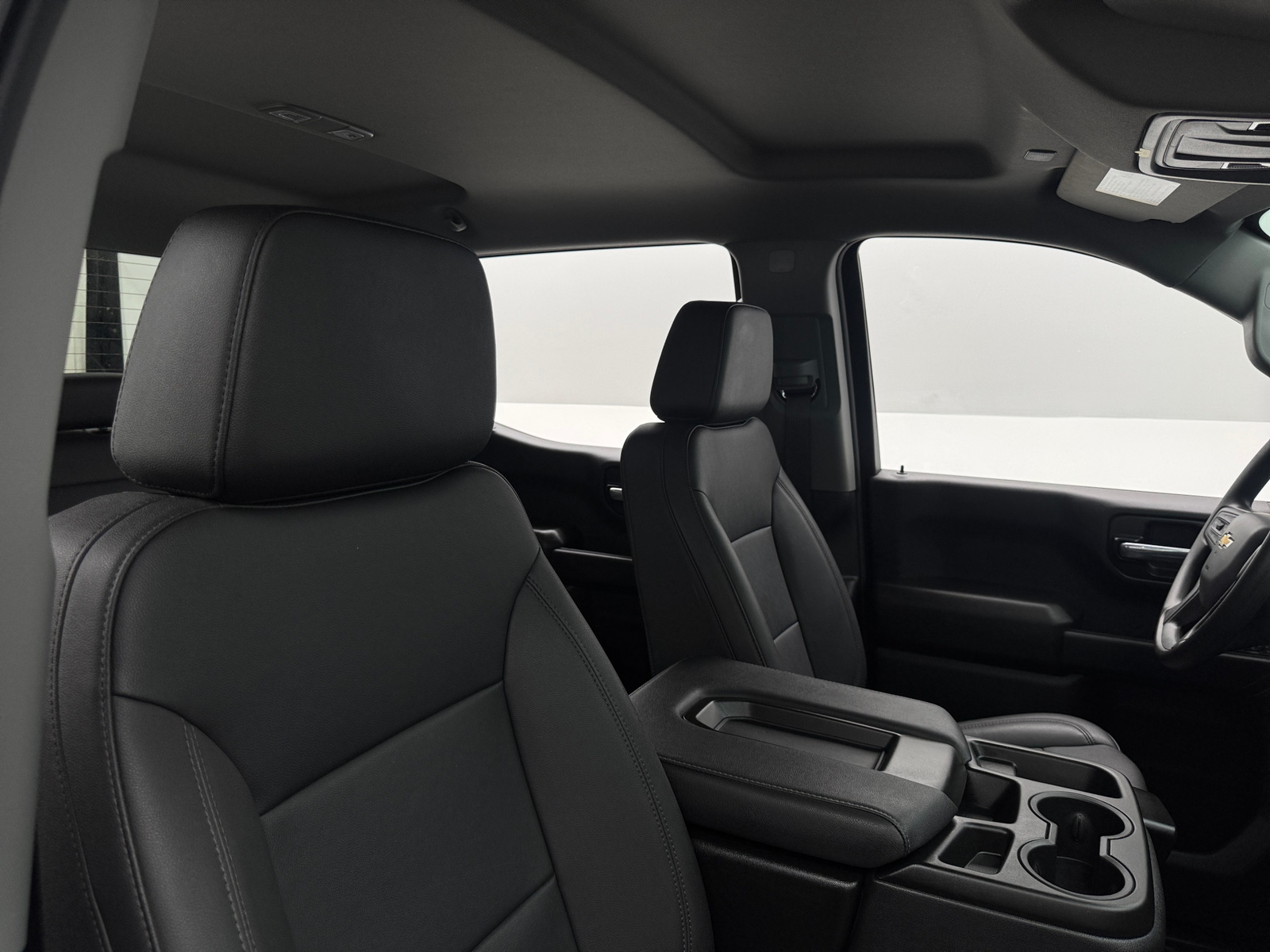 Thumbnail: 2025 Chevrolet Silverado 1500 - 2