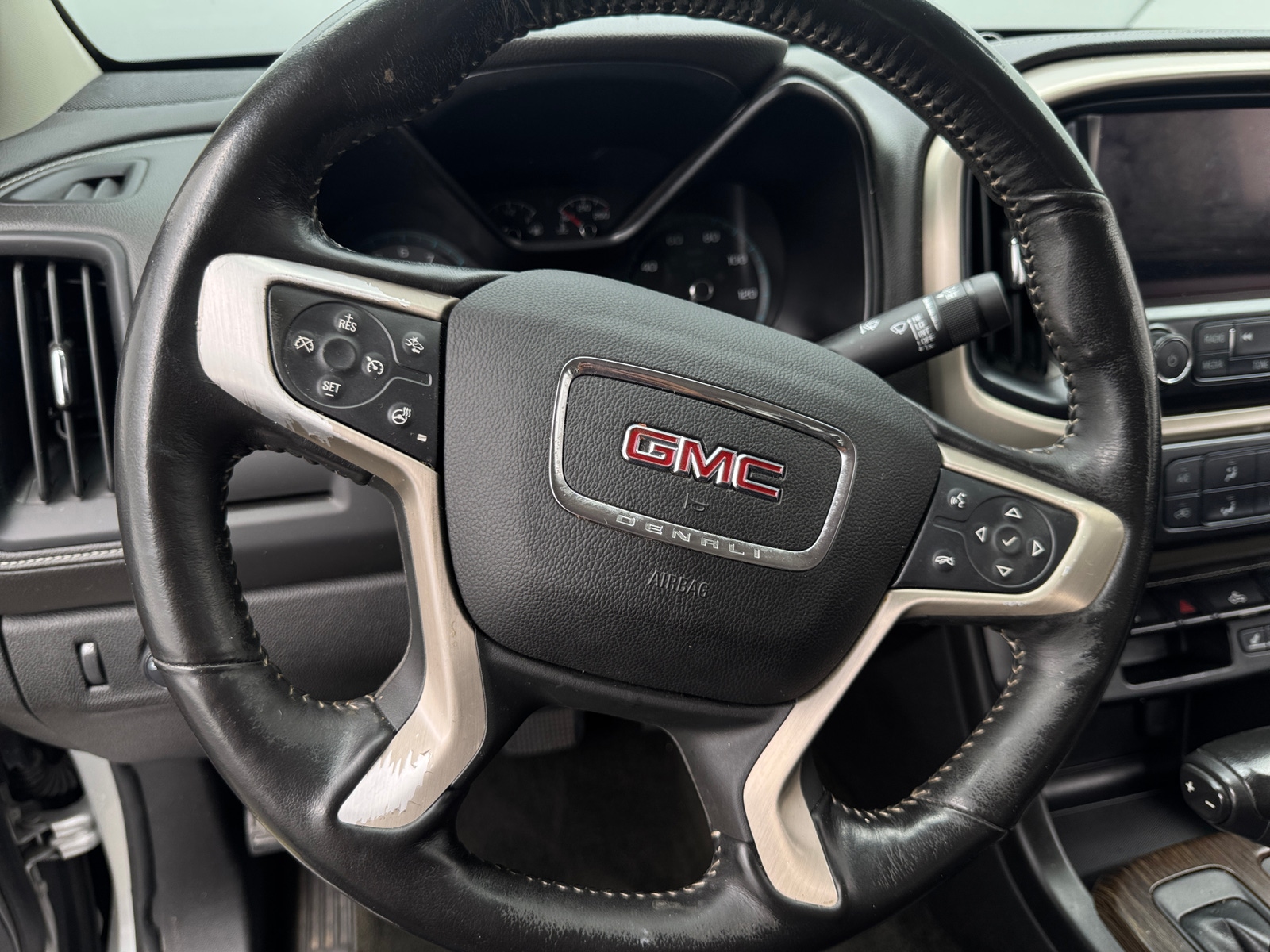 Thumbnail: 2018 GMC Canyon - 4