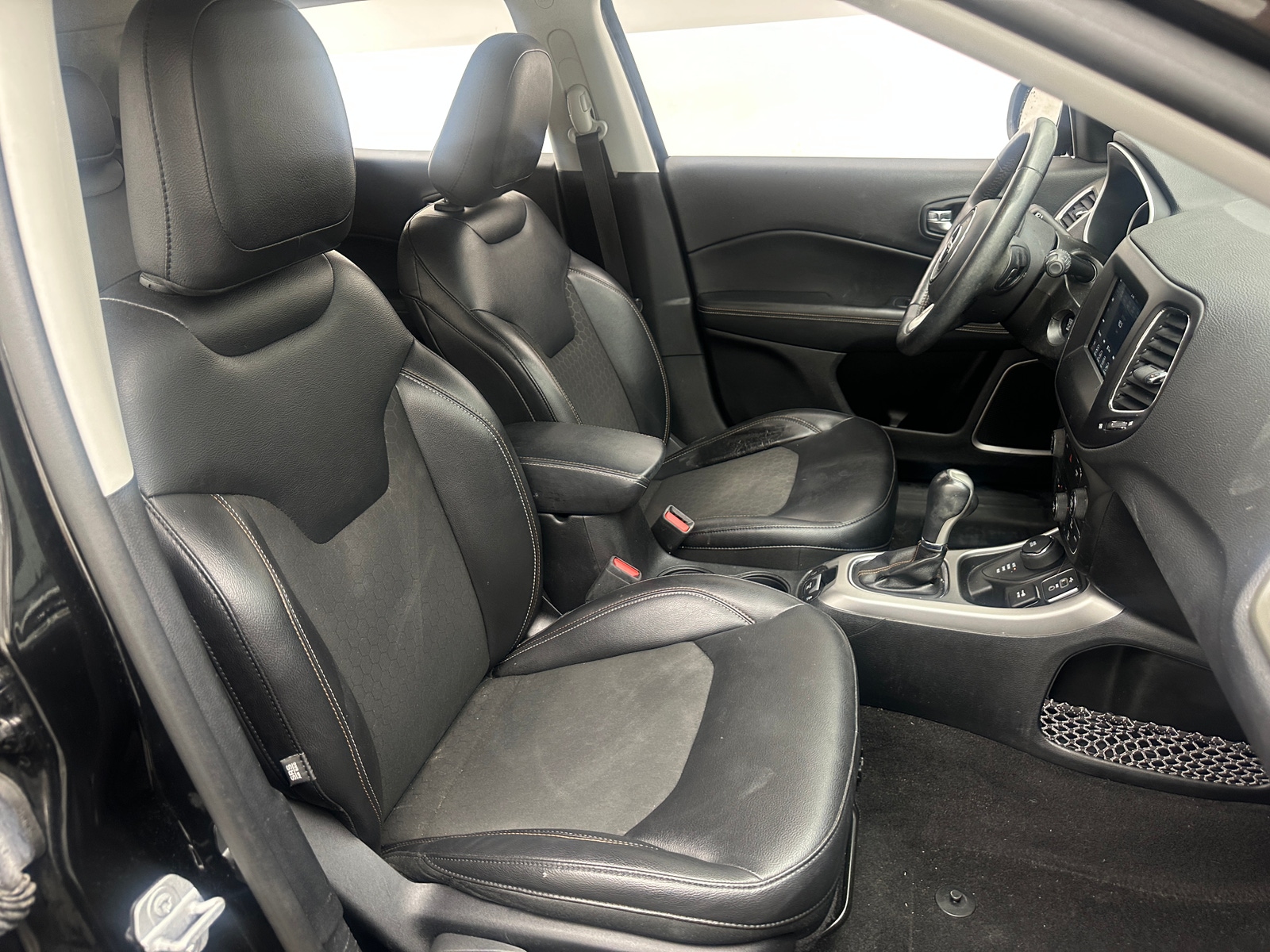 Thumbnail: 2018 Jeep Compass - 2