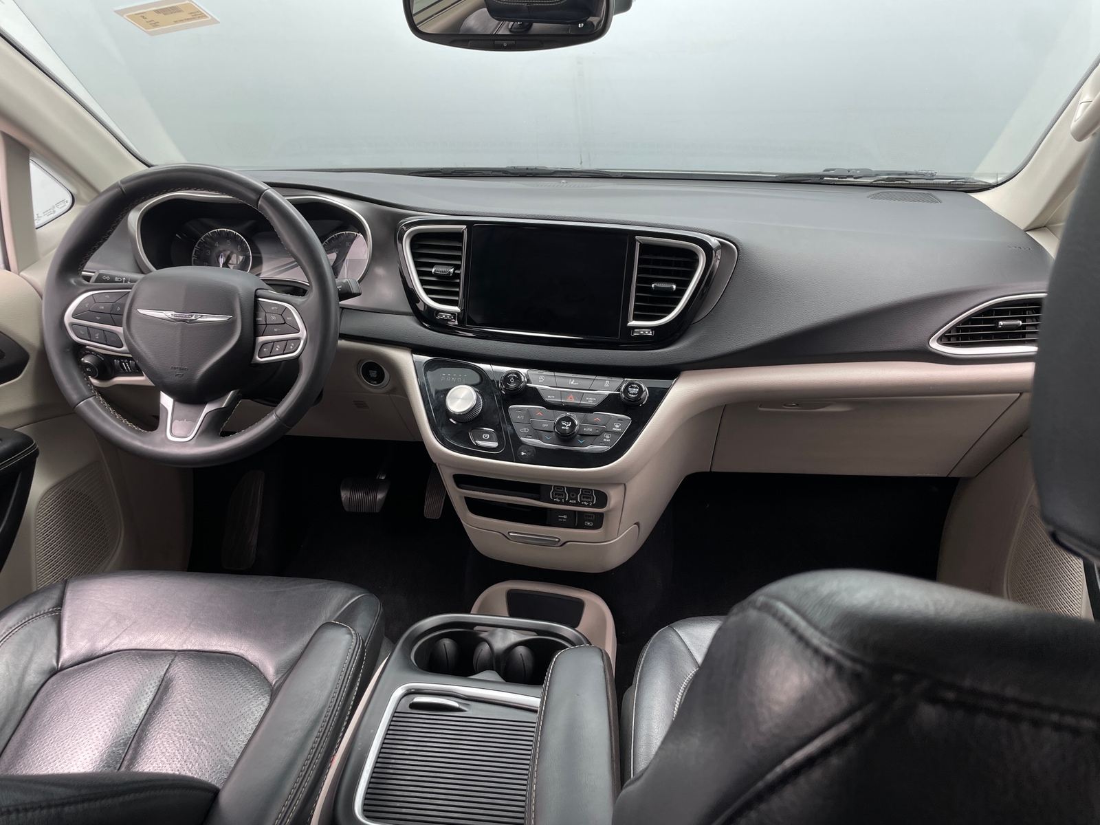 Thumbnail: 2022 Chrysler Pacifica - 2
