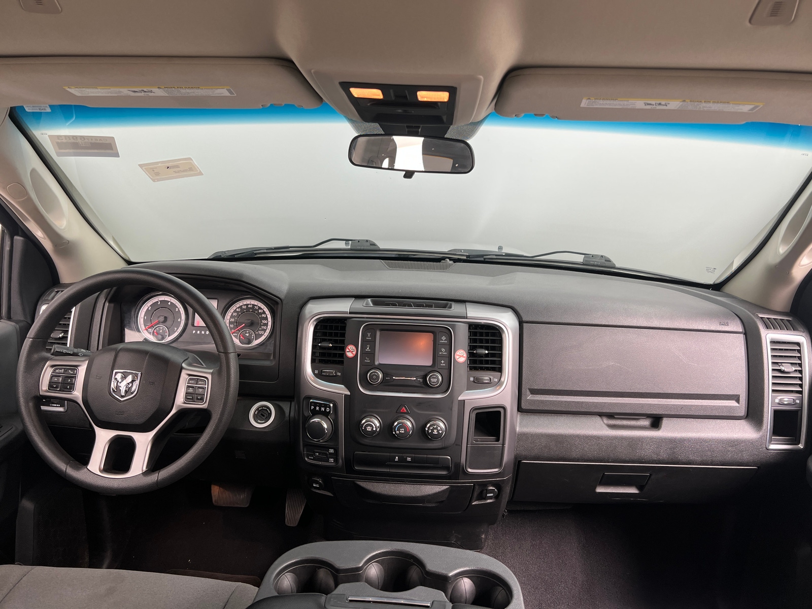 Thumbnail: 2024 RAM 1500 Classic - 3