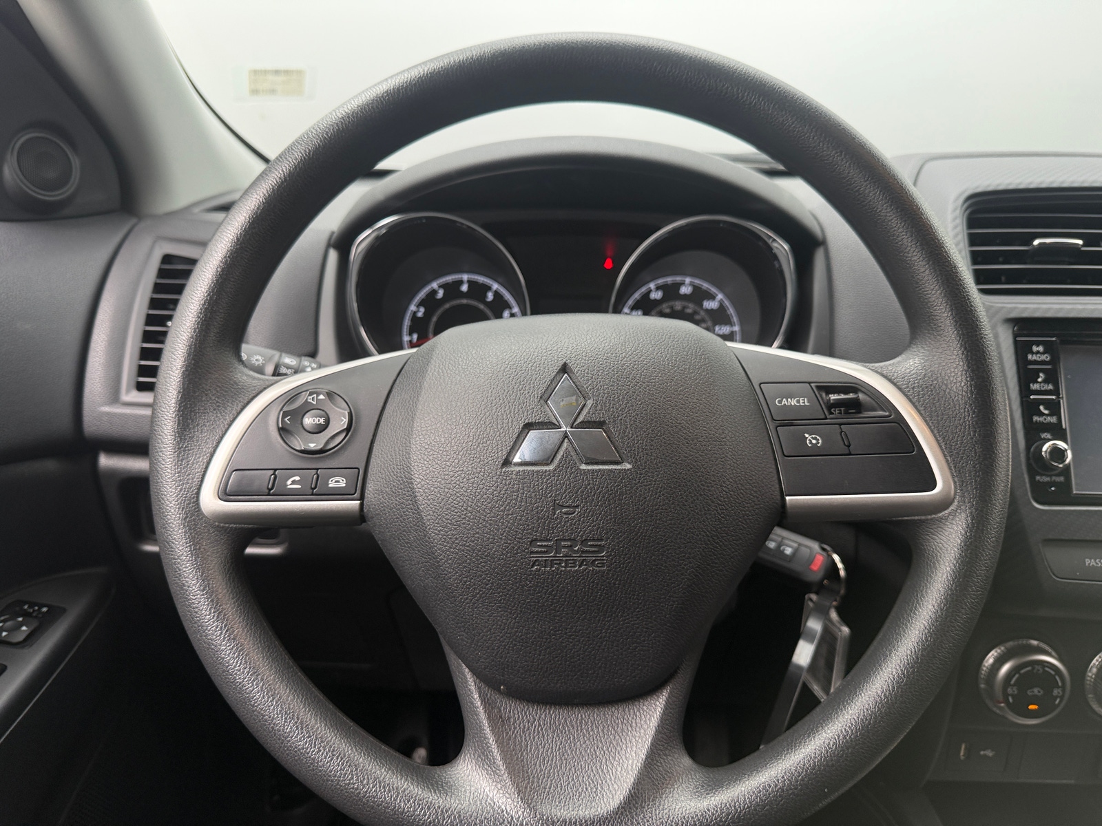 Thumbnail: 2025 Mitsubishi Outlander Sport - 5