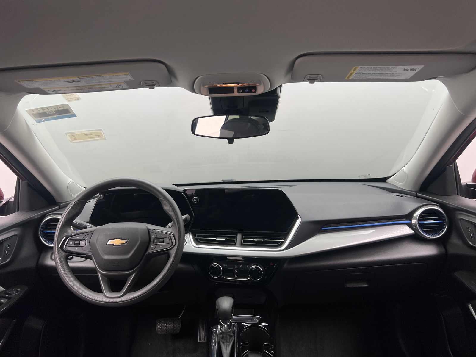 Thumbnail: 2025 Chevrolet Trax - 2
