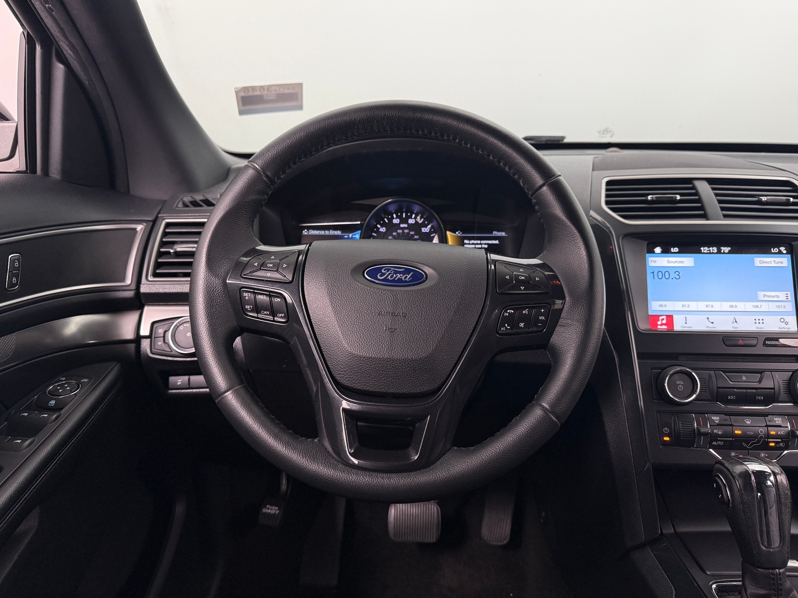 Thumbnail: 2018 Ford Explorer - 5
