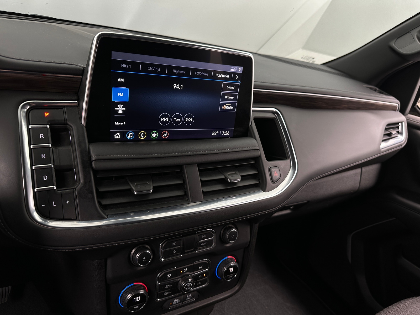 Thumbnail: 2021 Chevrolet Tahoe - 4