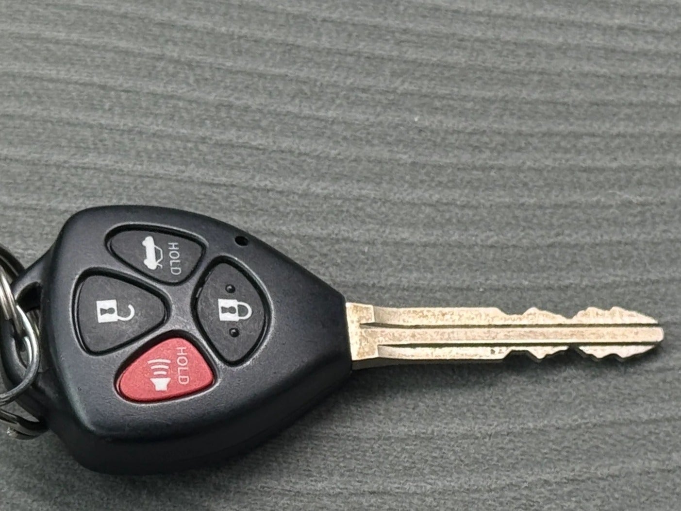 Used 2011 Toyota Corolla LE with VIN 2T1BU4EE3BC662771 for sale in Pewaukee, WI