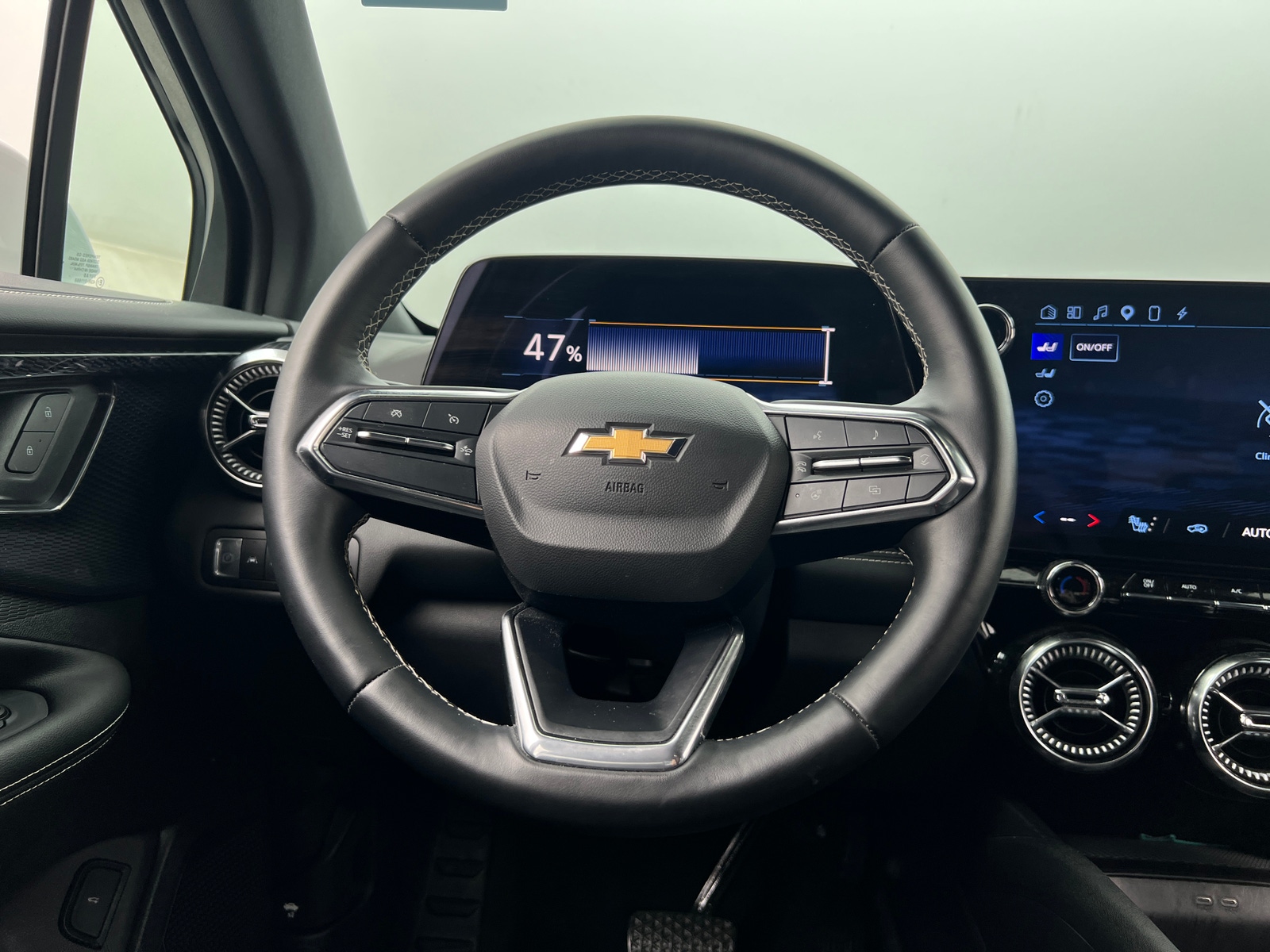 Thumbnail: 2024 Chevrolet Blazer EV - 4