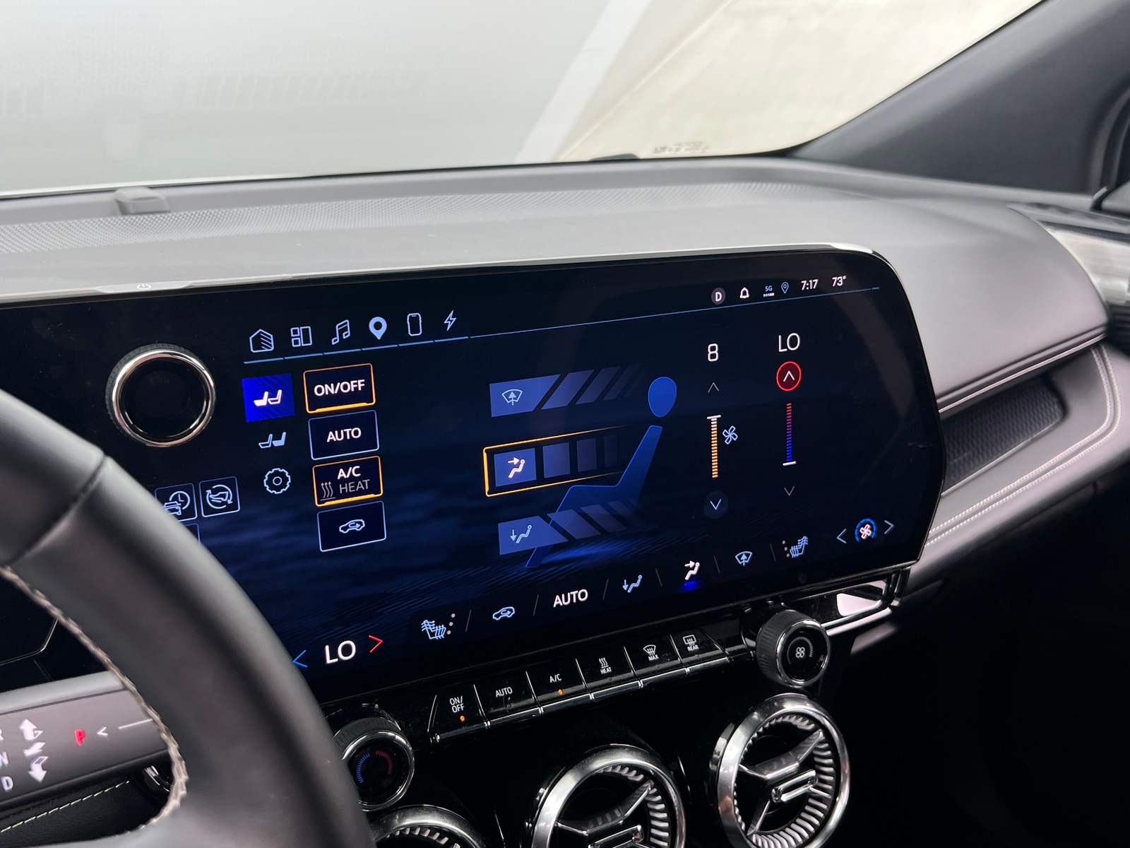 Thumbnail: 2024 Chevrolet Blazer EV - 3