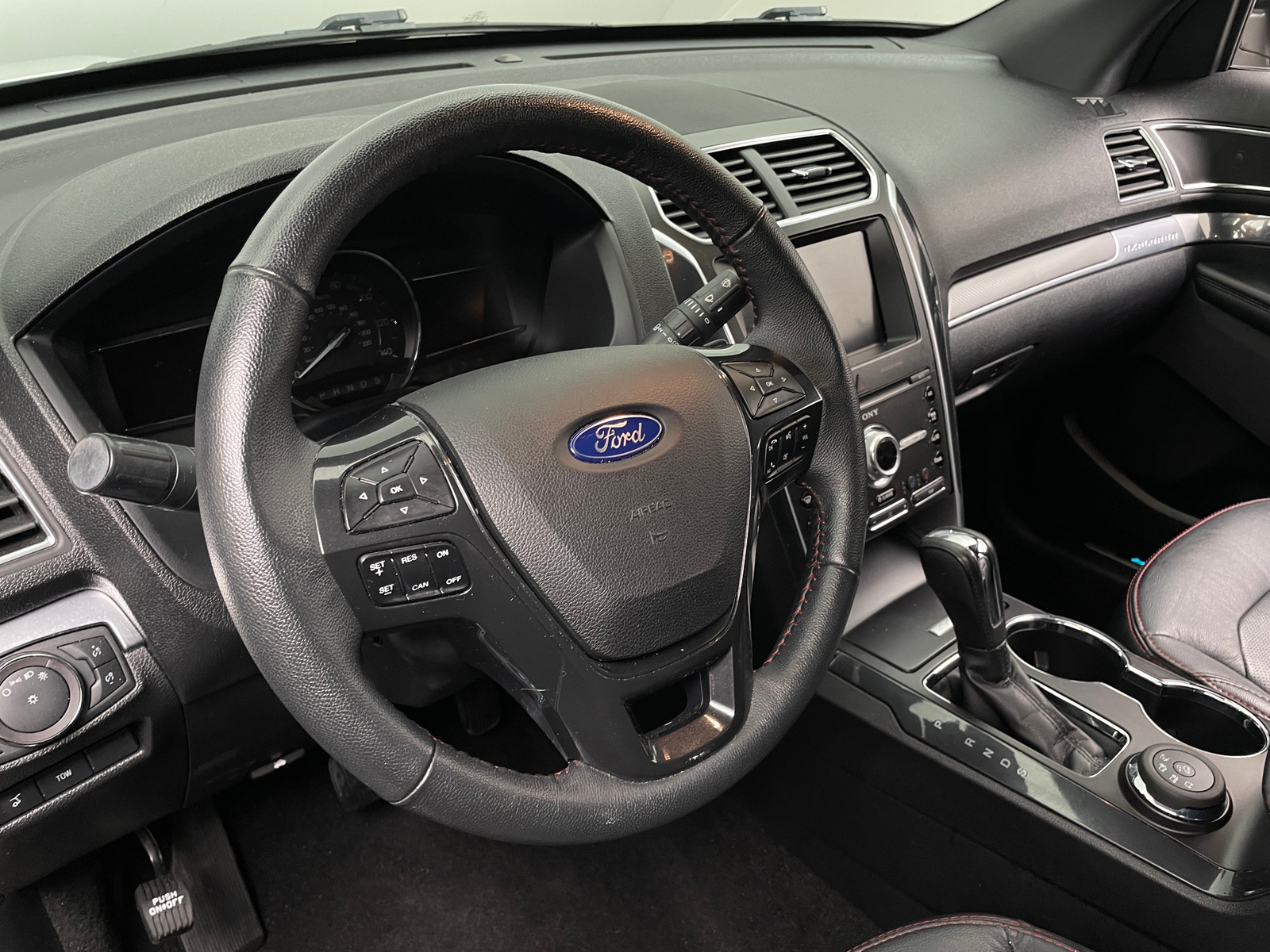 Thumbnail: 2019 Ford Explorer - 4