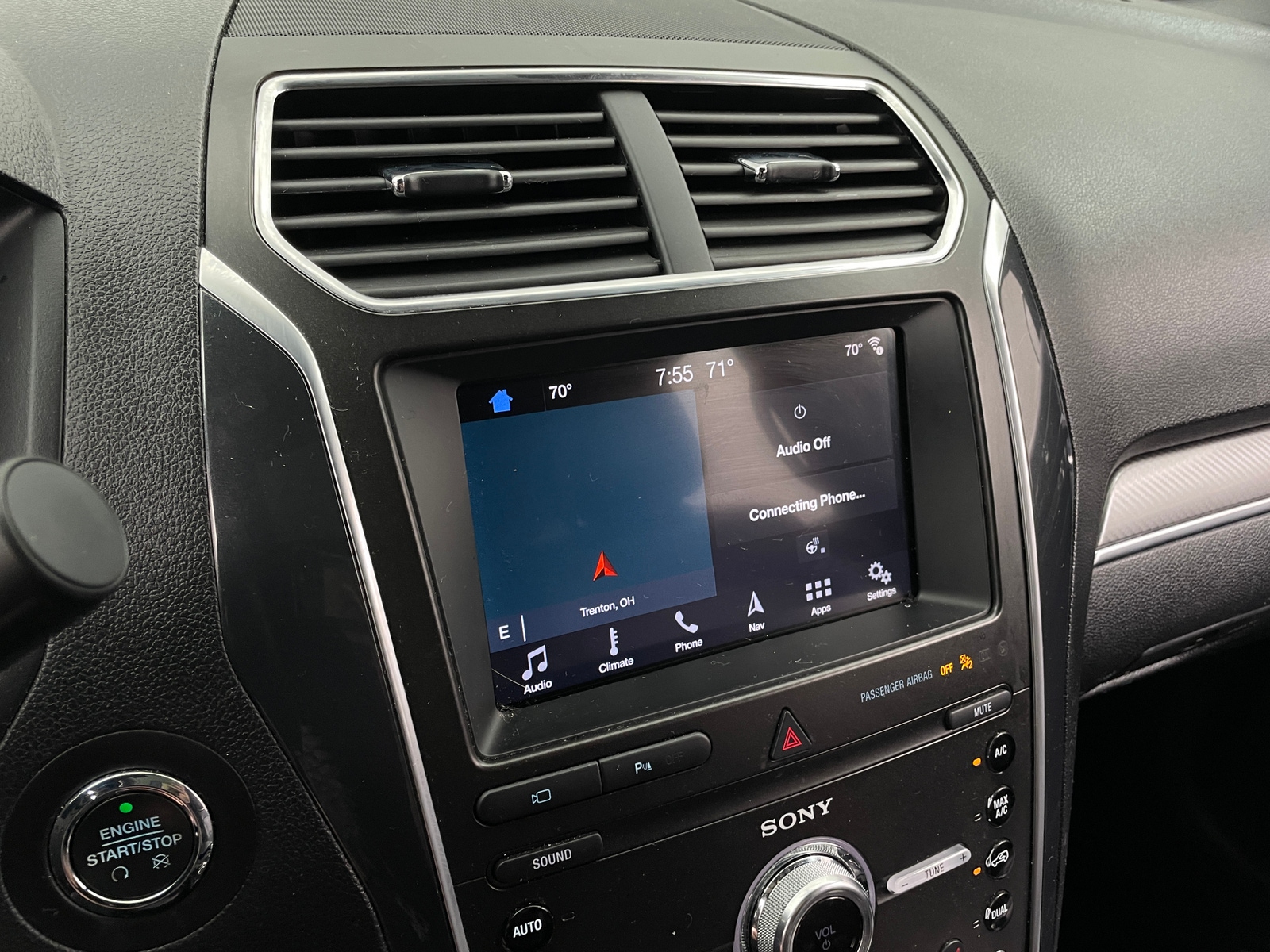 Thumbnail: 2019 Ford Explorer - 3