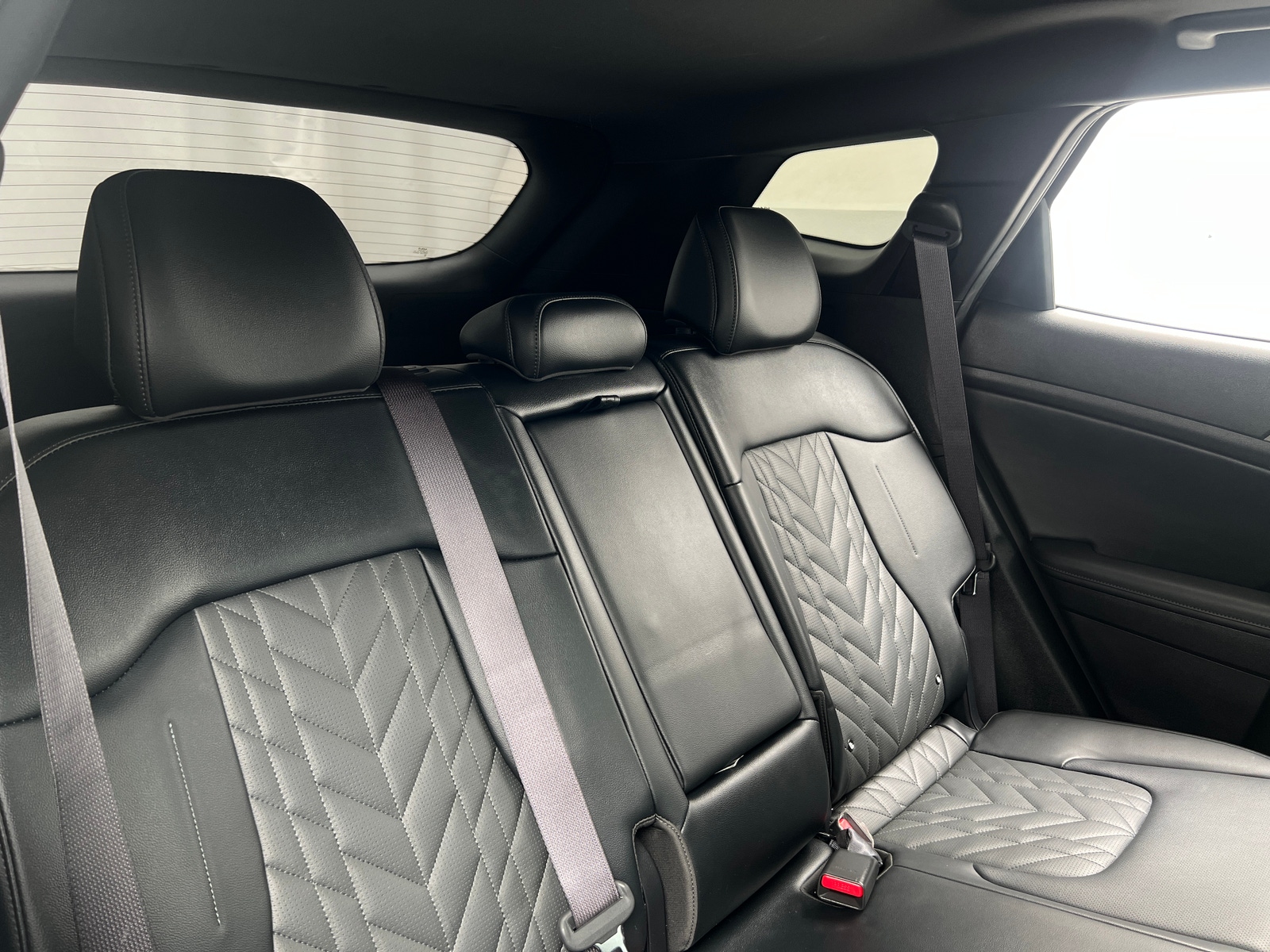 Thumbnail: 2023 Kia Sportage - 5