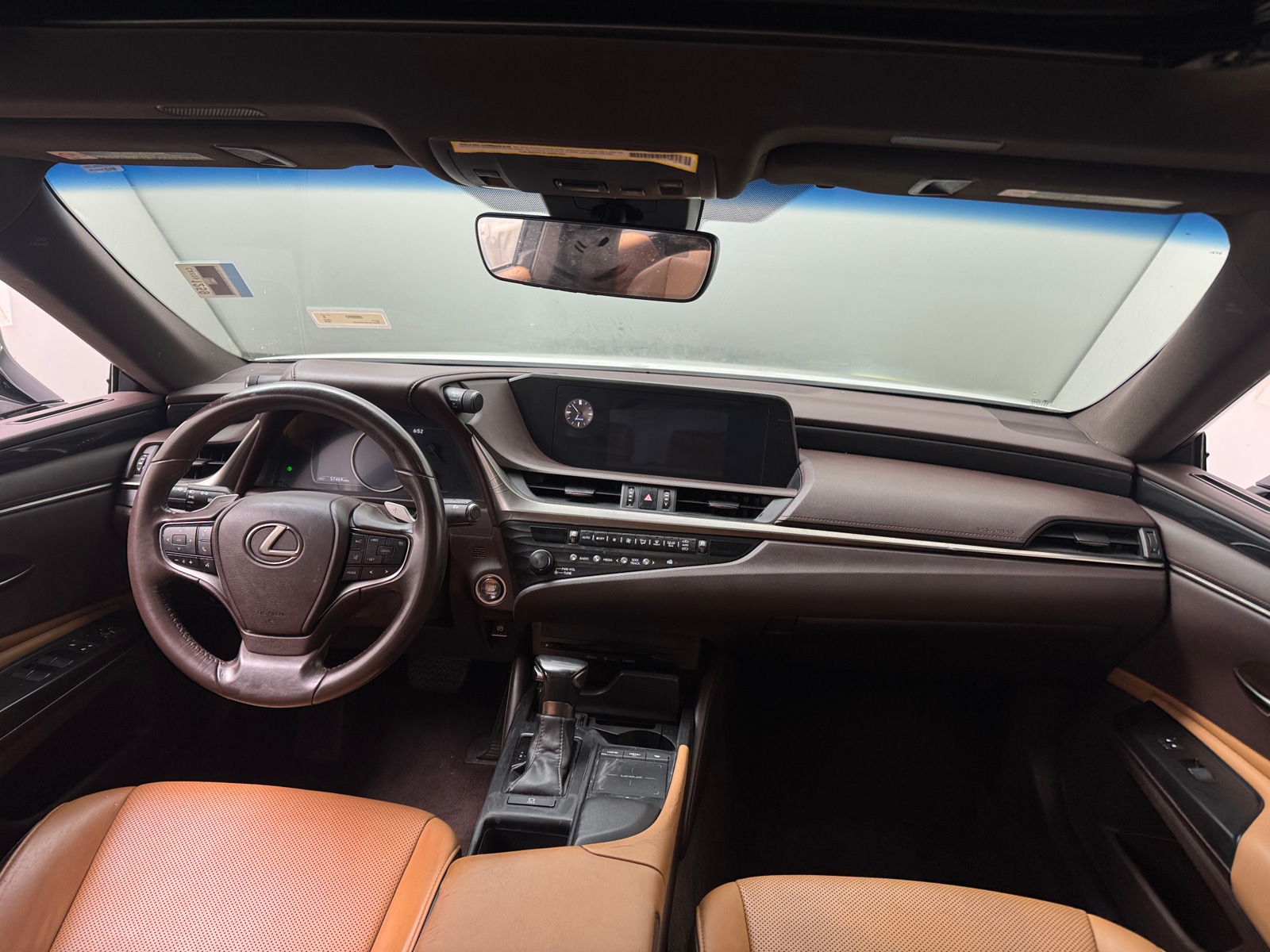 Thumbnail: 2019 Lexus ES - 2
