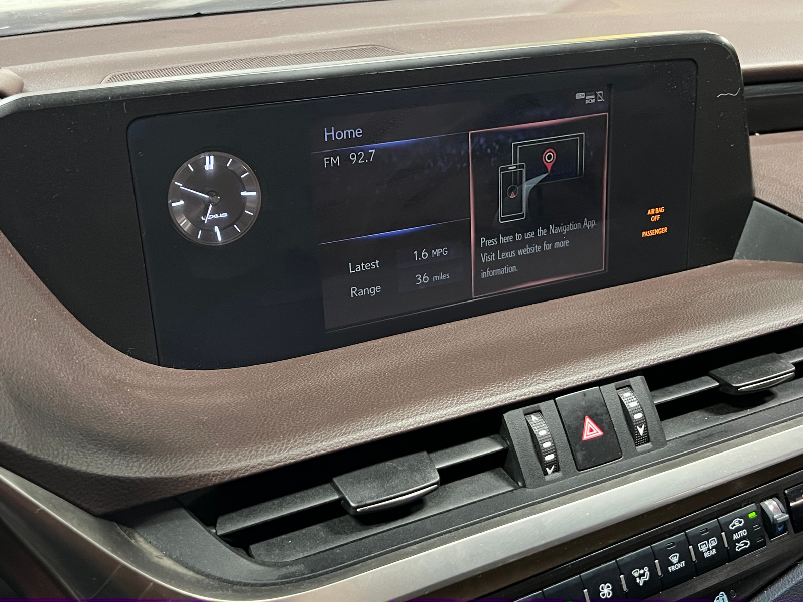 Thumbnail: 2019 Lexus ES - 3