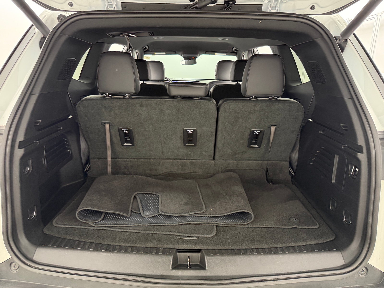 Thumbnail: 2025 Buick Enclave - 6