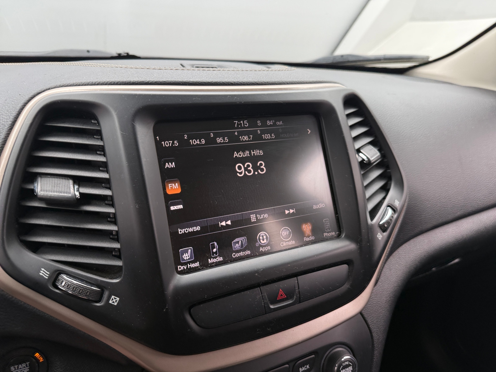 Thumbnail: 2015 Jeep Cherokee - 3