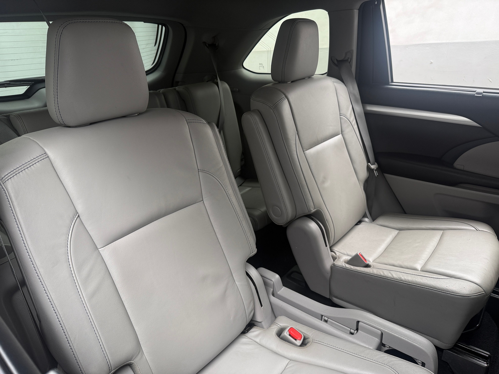 Thumbnail: 2018 Toyota Highlander - 5
