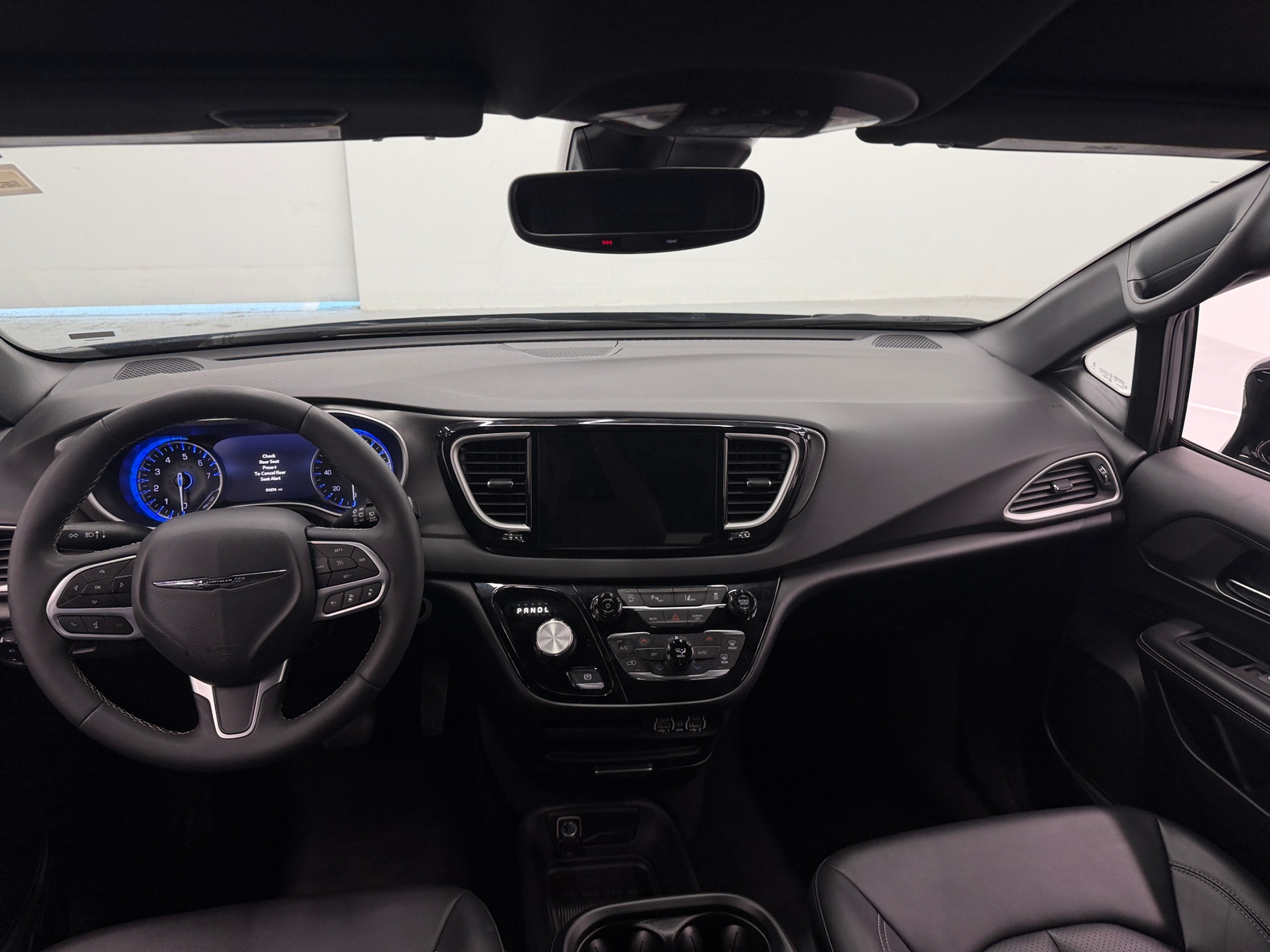 Thumbnail: 2025 Chrysler Pacifica - 2
