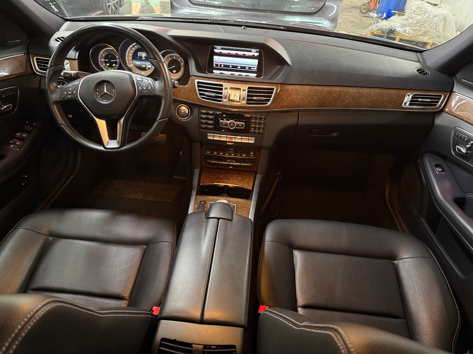 Thumbnail: 2014 Mercedes-Benz E-Class - 2