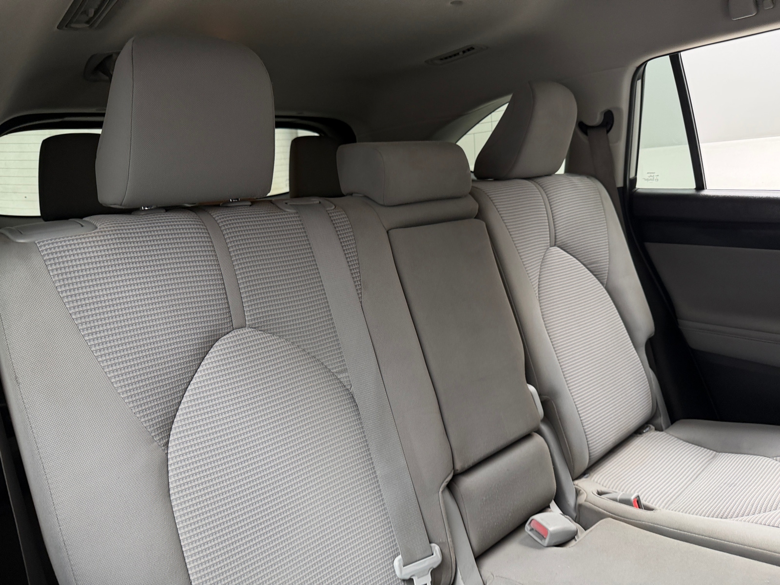 Thumbnail: 2020 Toyota Highlander - 6