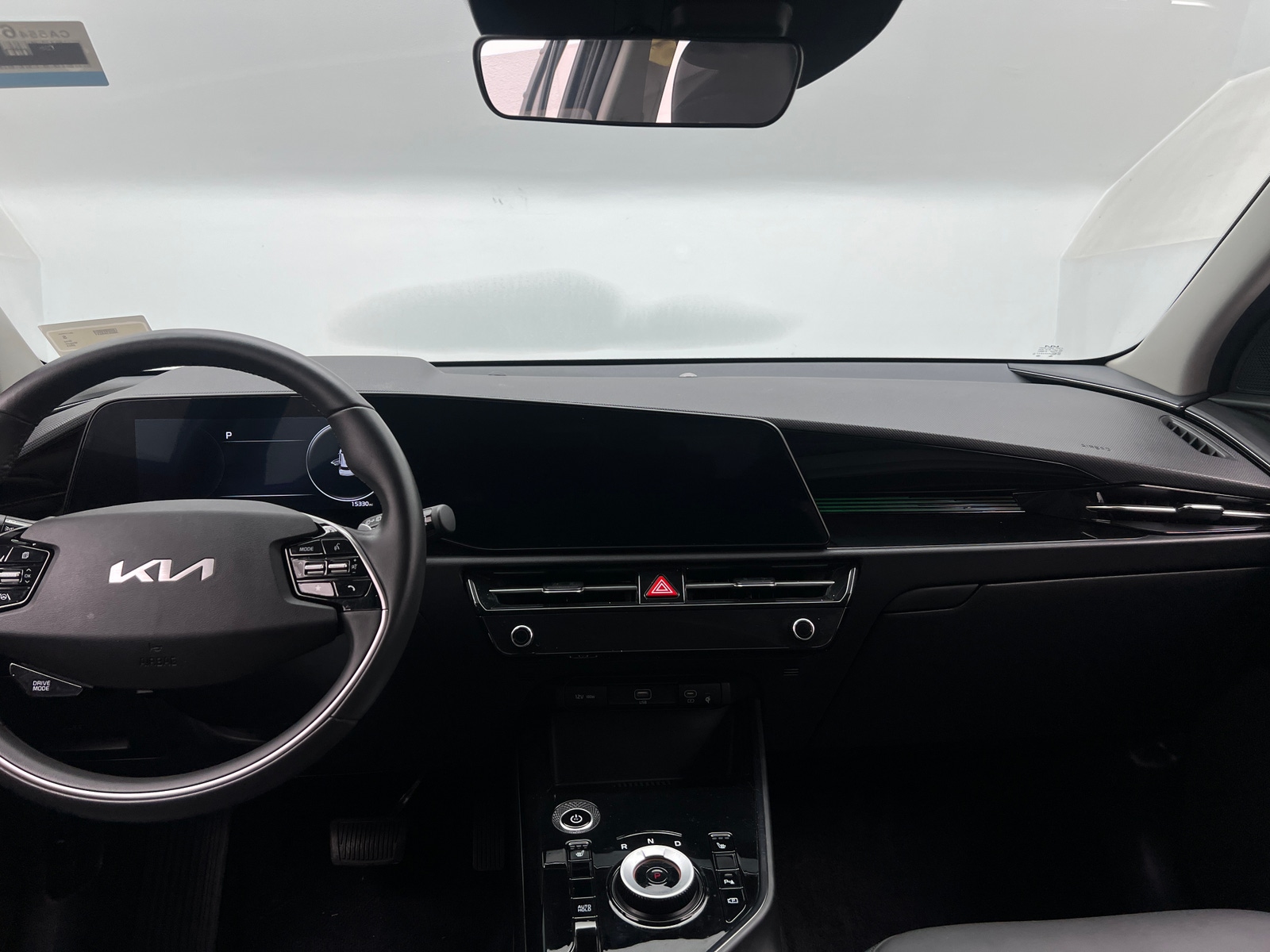 Thumbnail: 2023 Kia Niro - 2