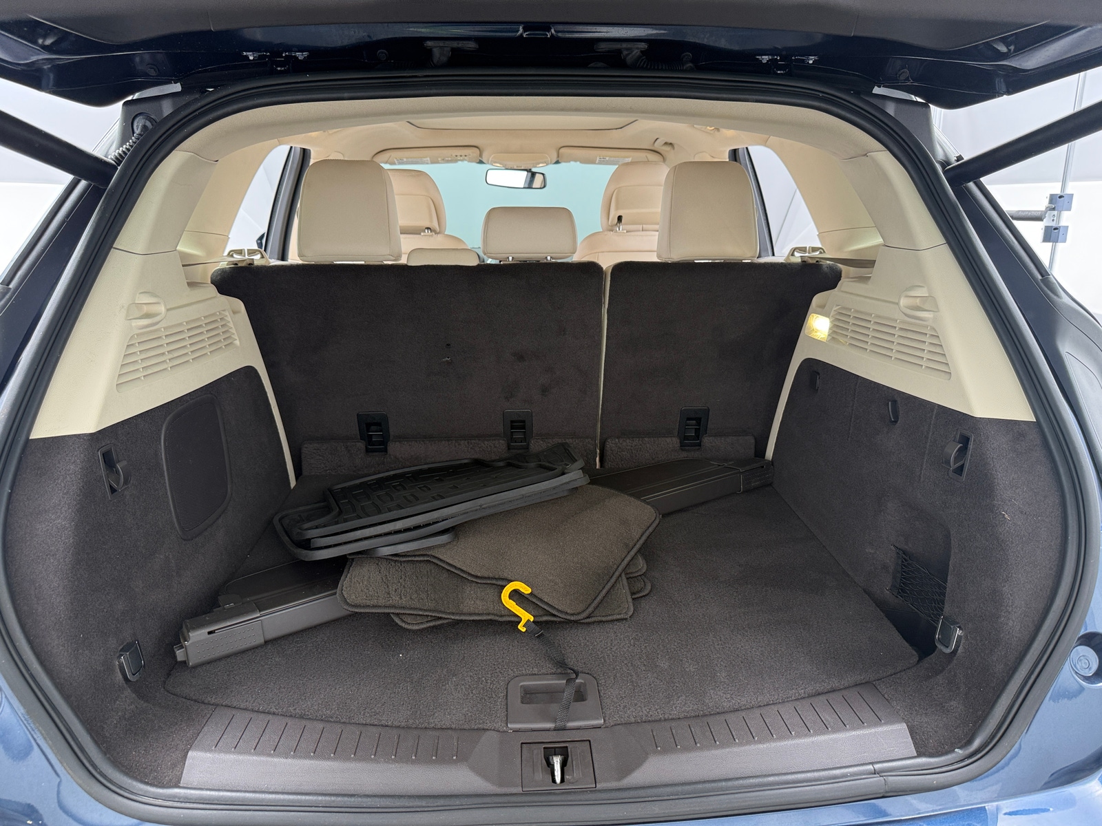 Thumbnail: 2015 Lincoln MKC - 6