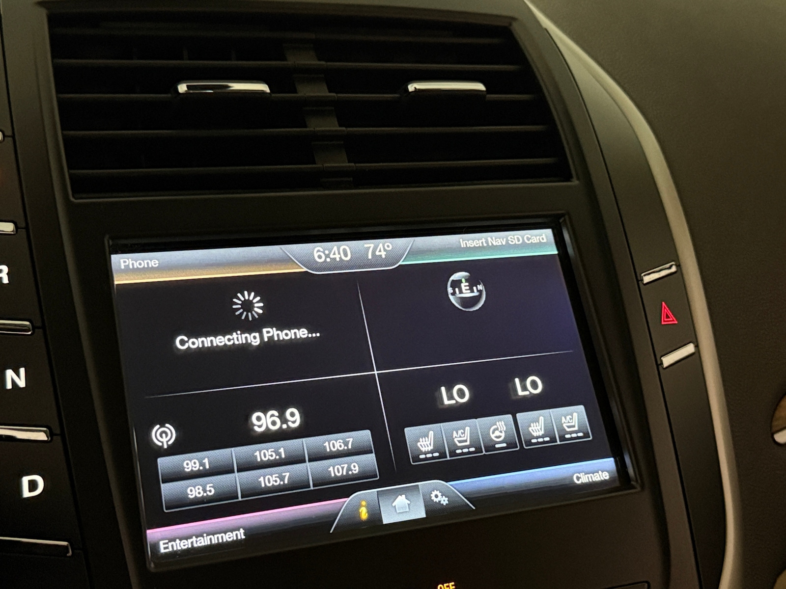 Thumbnail: 2015 Lincoln MKC - 3
