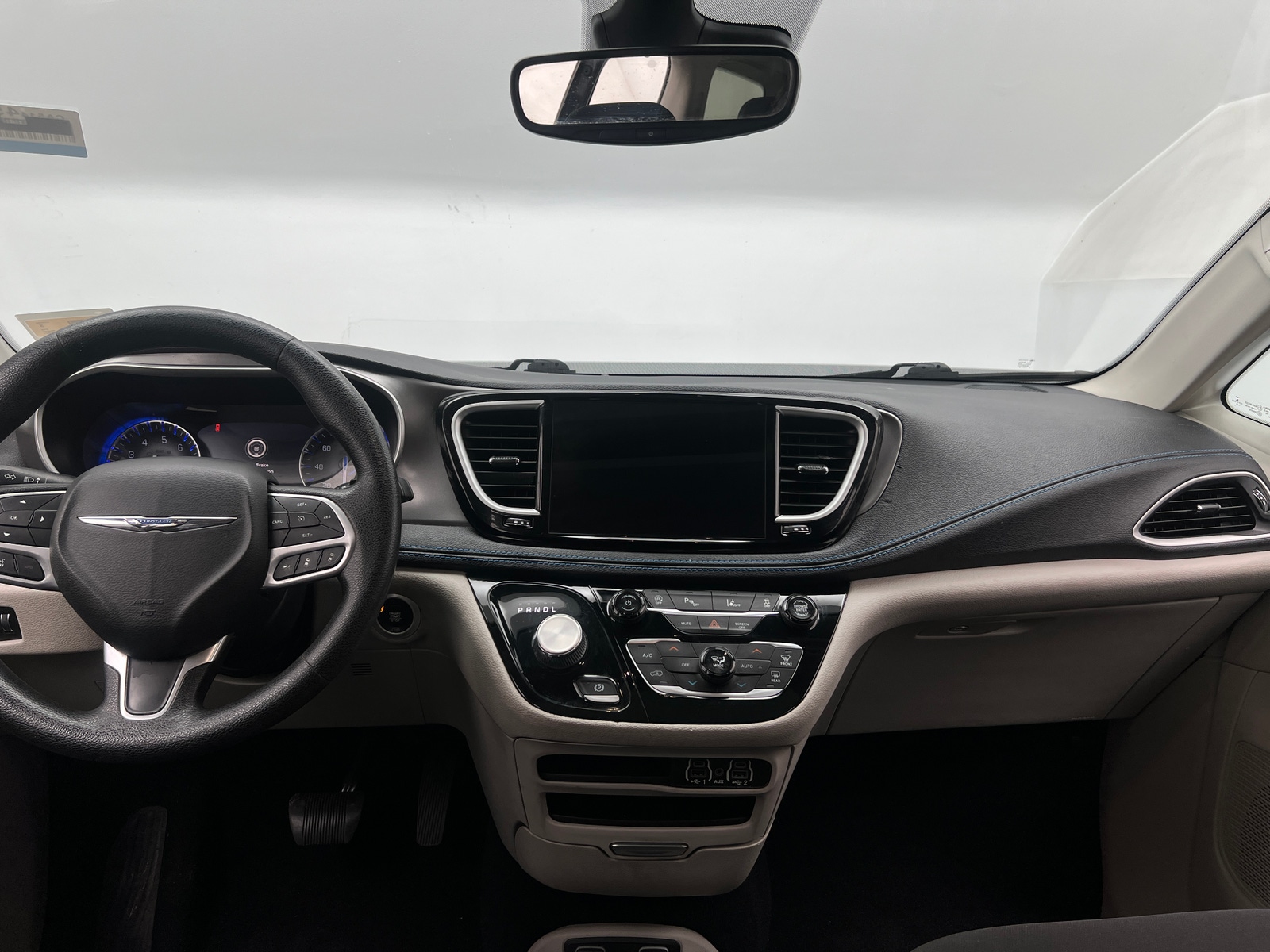 Thumbnail: 2021 Chrysler Pacifica - 3