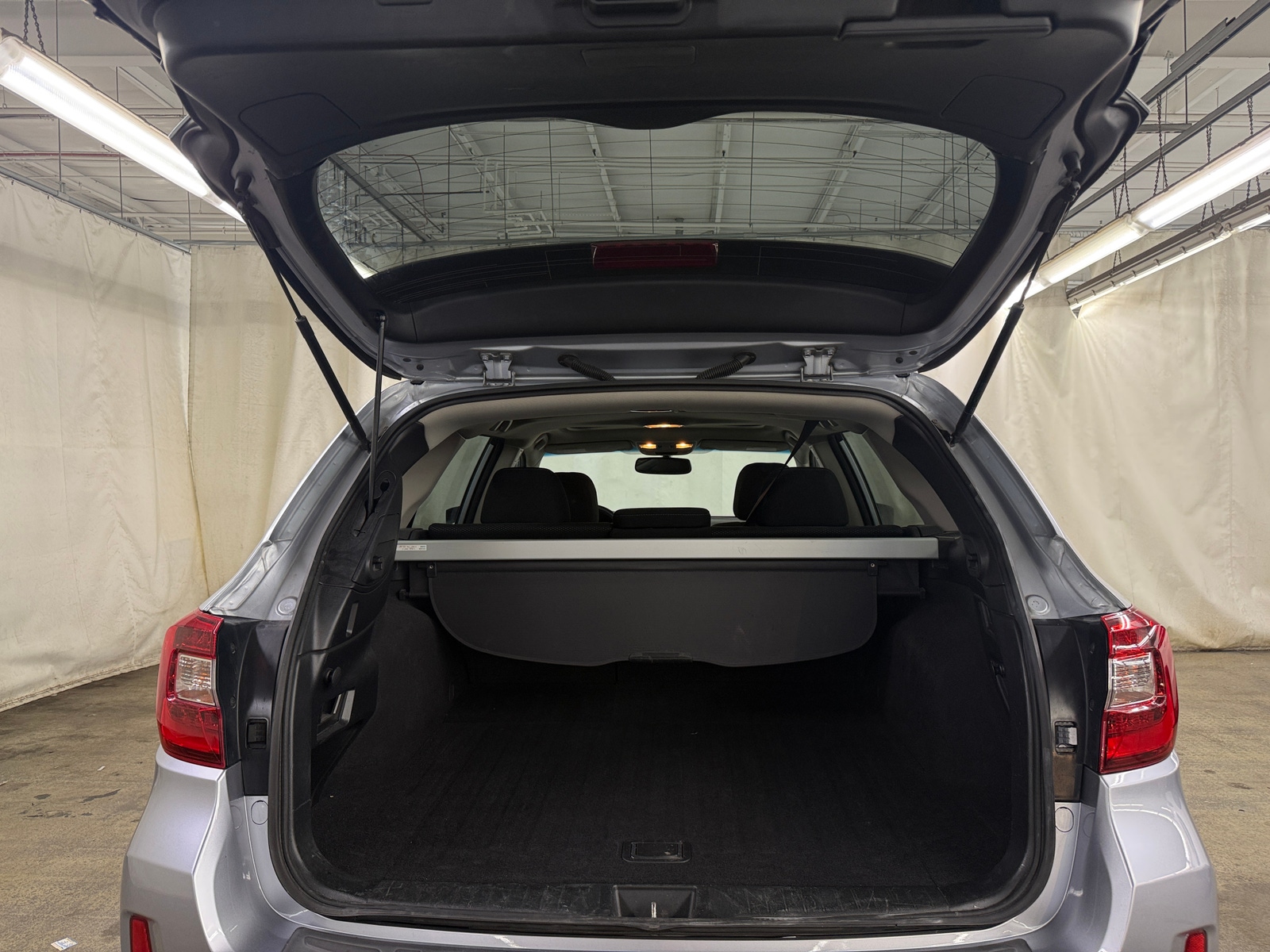 Thumbnail: 2017 Subaru Outback - 7
