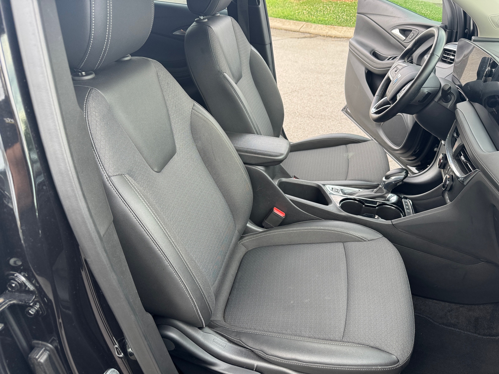 Thumbnail: 2025 Buick Encore GX - 2