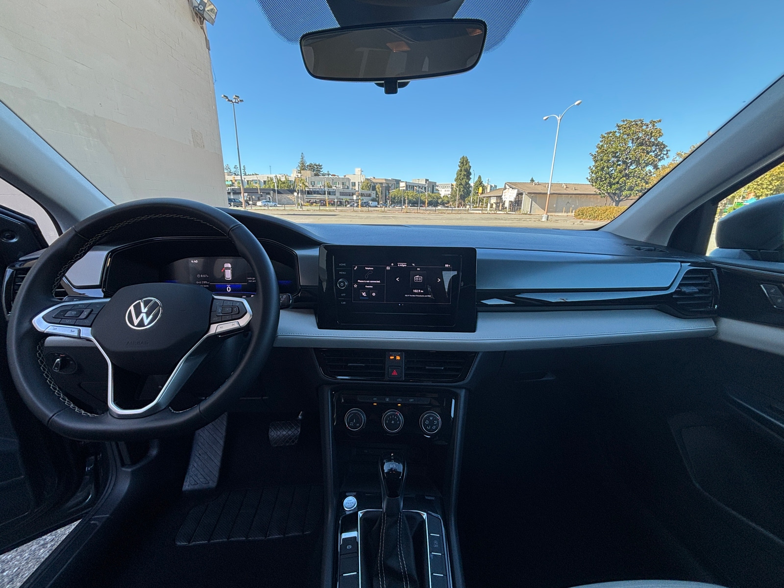 Thumbnail: 2026 Volkswagen Taos - 3
