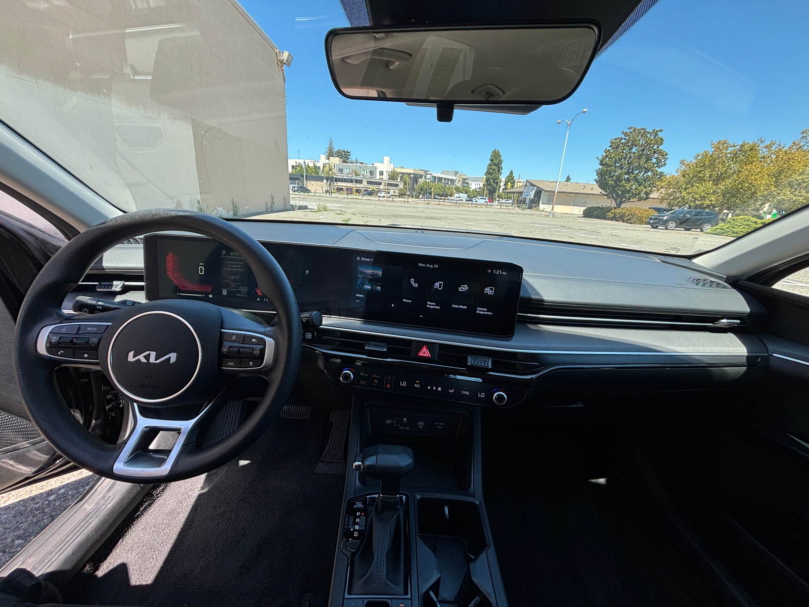 Thumbnail: 2025 Kia K5 - 3