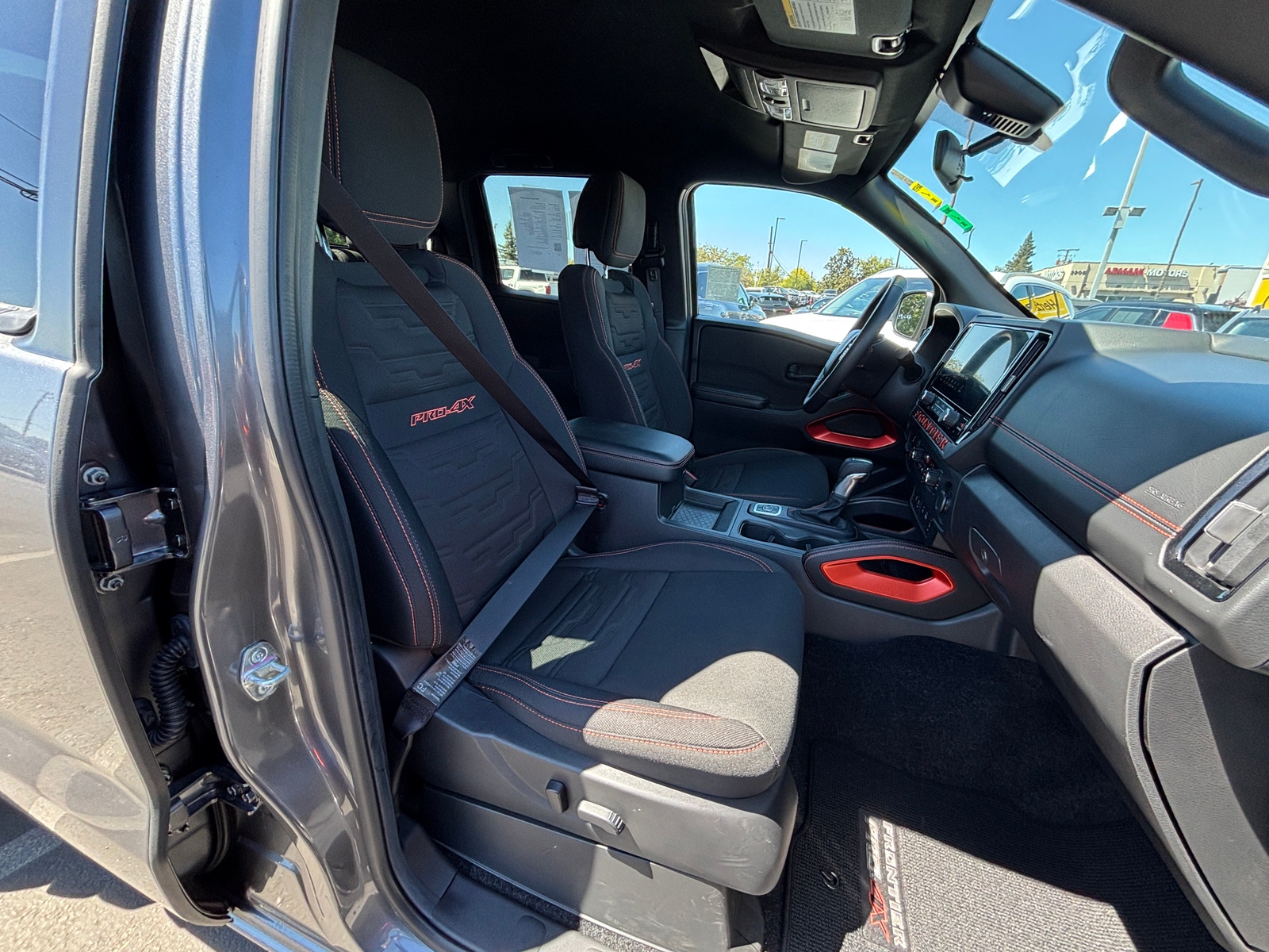 Thumbnail: 2026 Nissan Frontier - 2