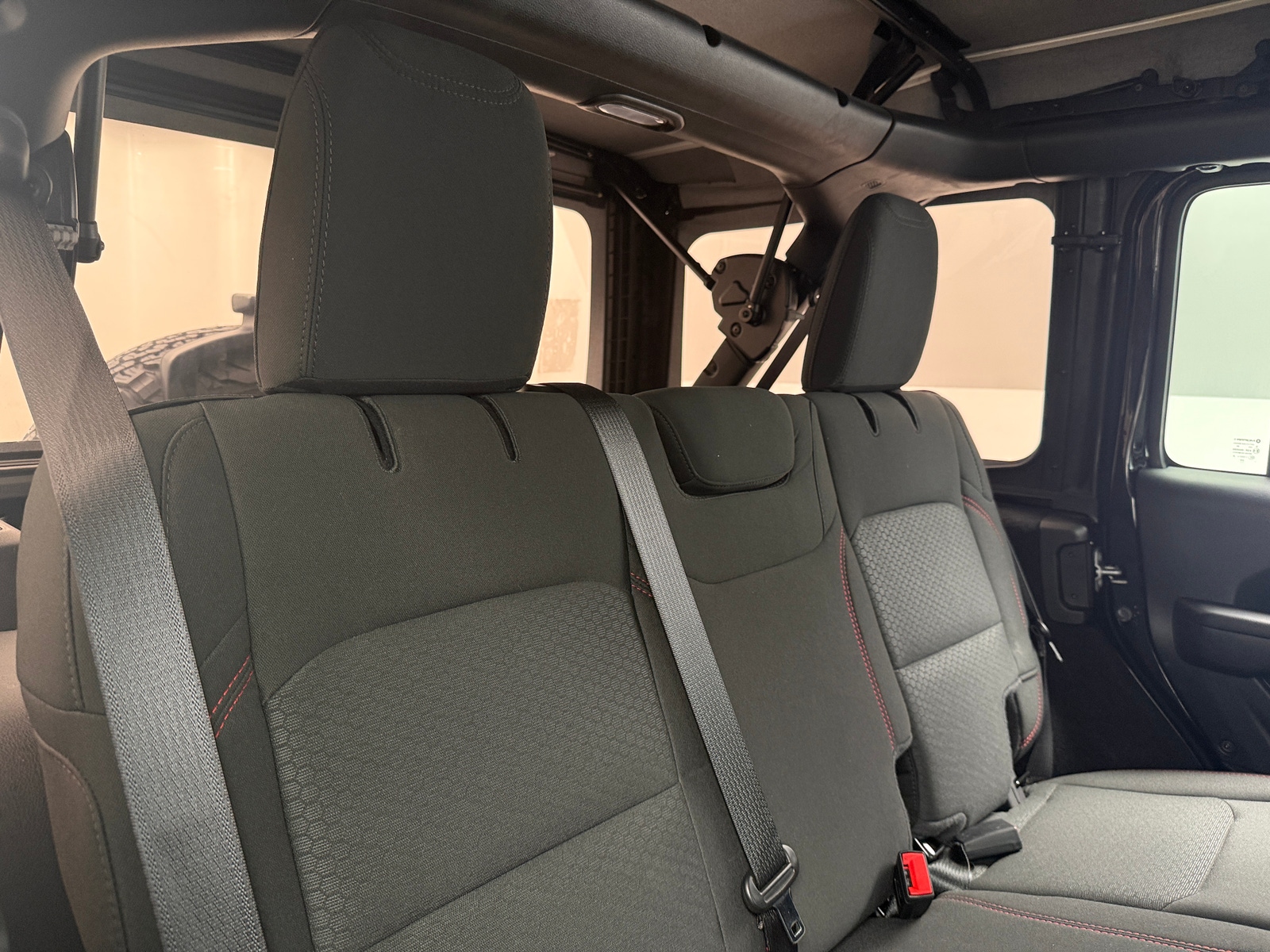 Thumbnail: 2021 Jeep Wrangler - 6